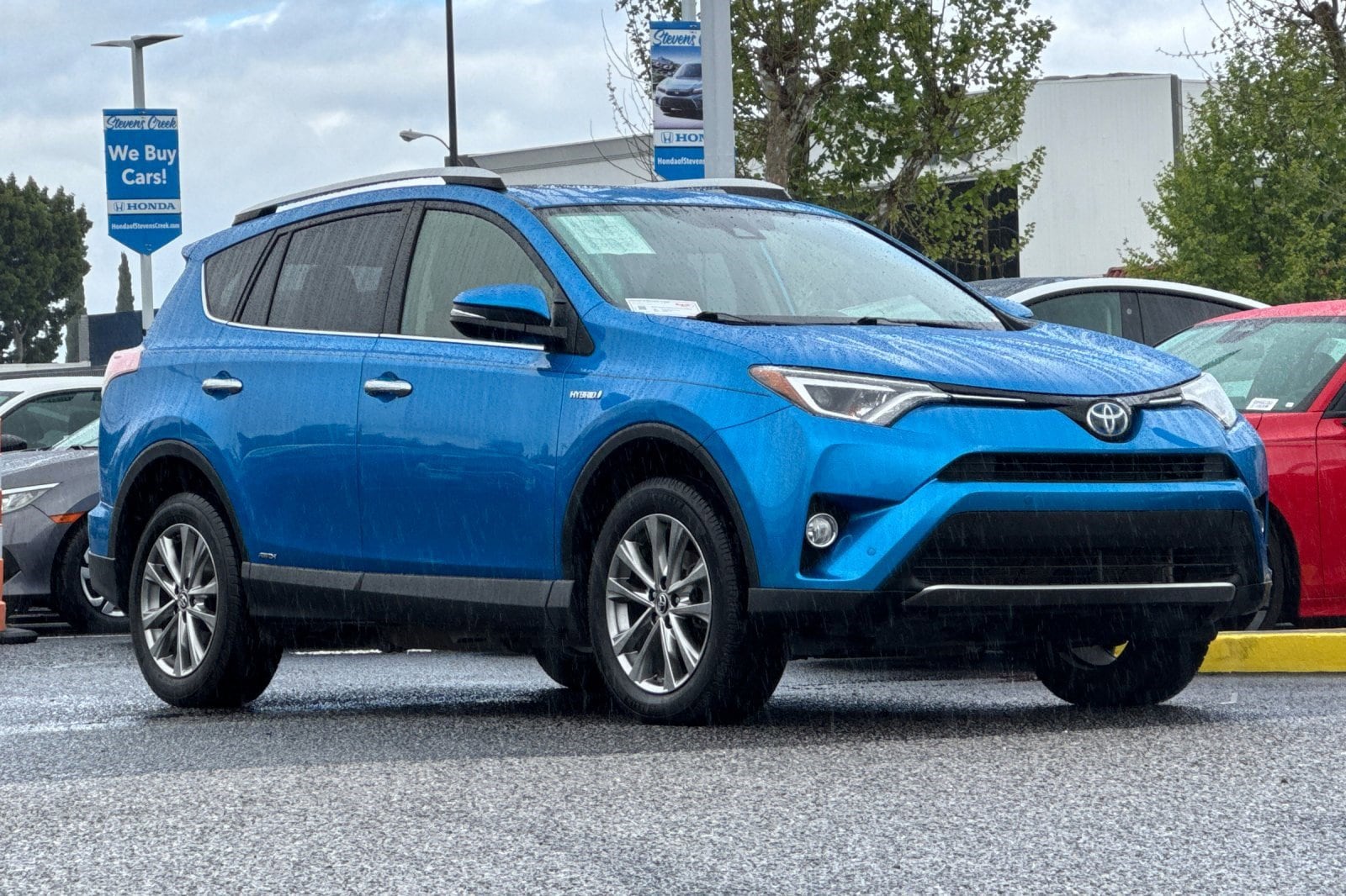 2016 Toyota RAV4 Hybrid Limited photo 5