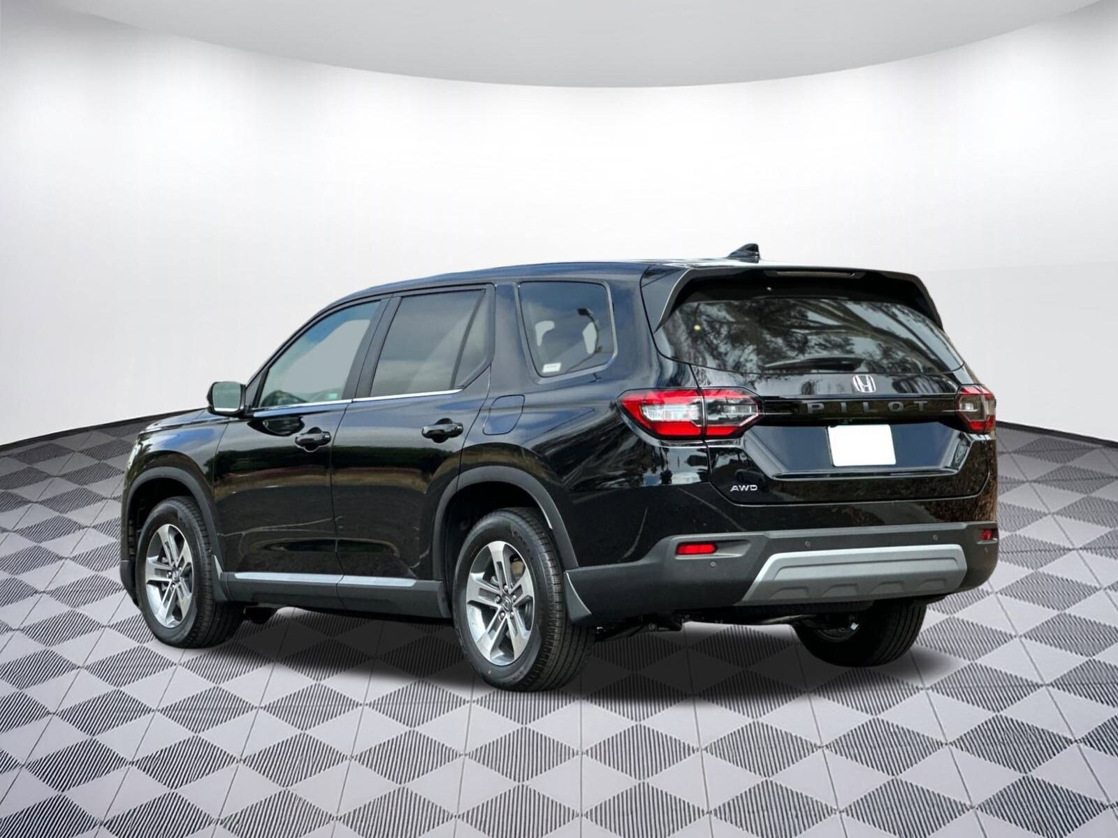 2025 Honda Pilot EX-L photo 3