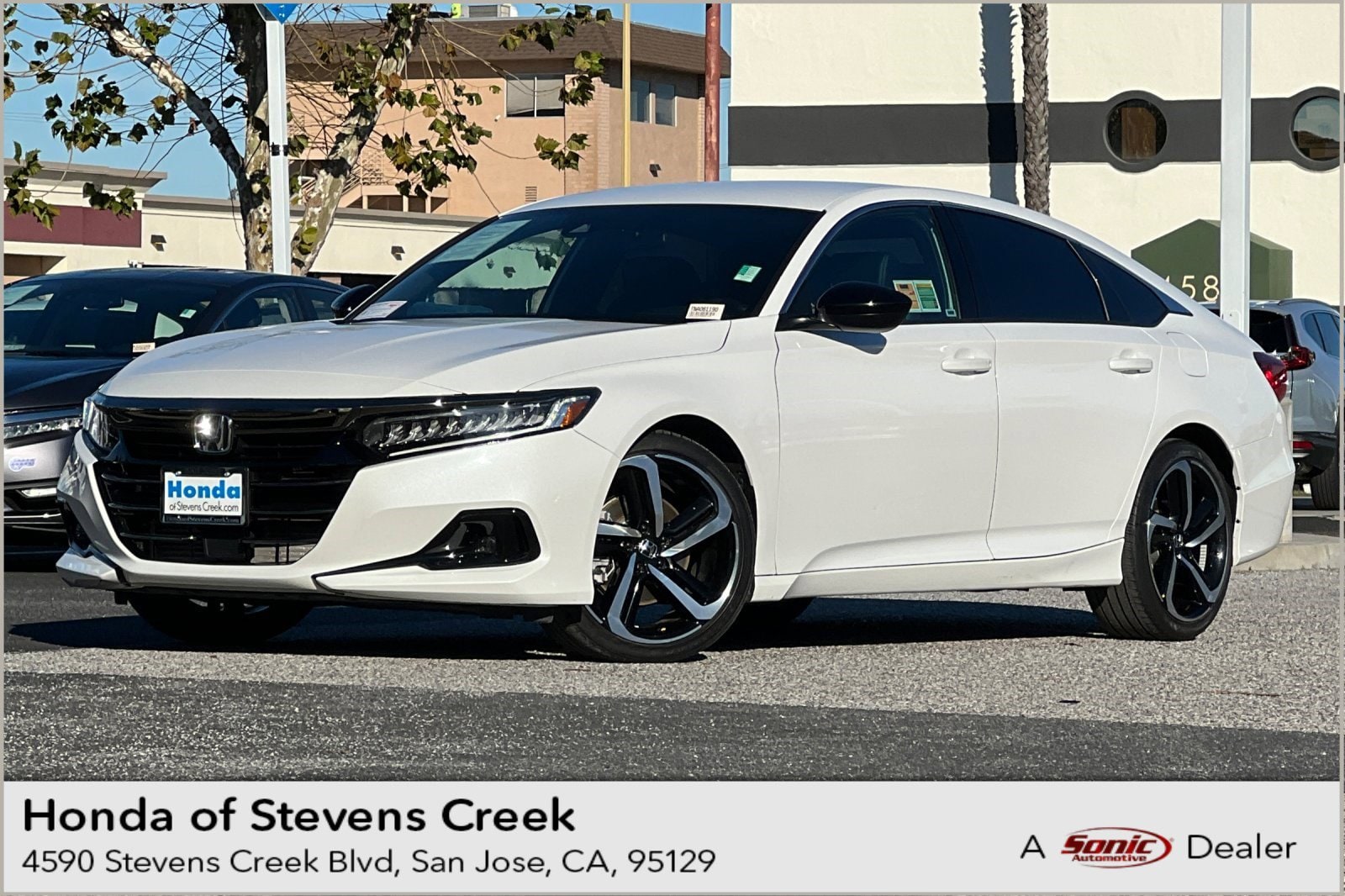2022 Honda Accord Sport's photo