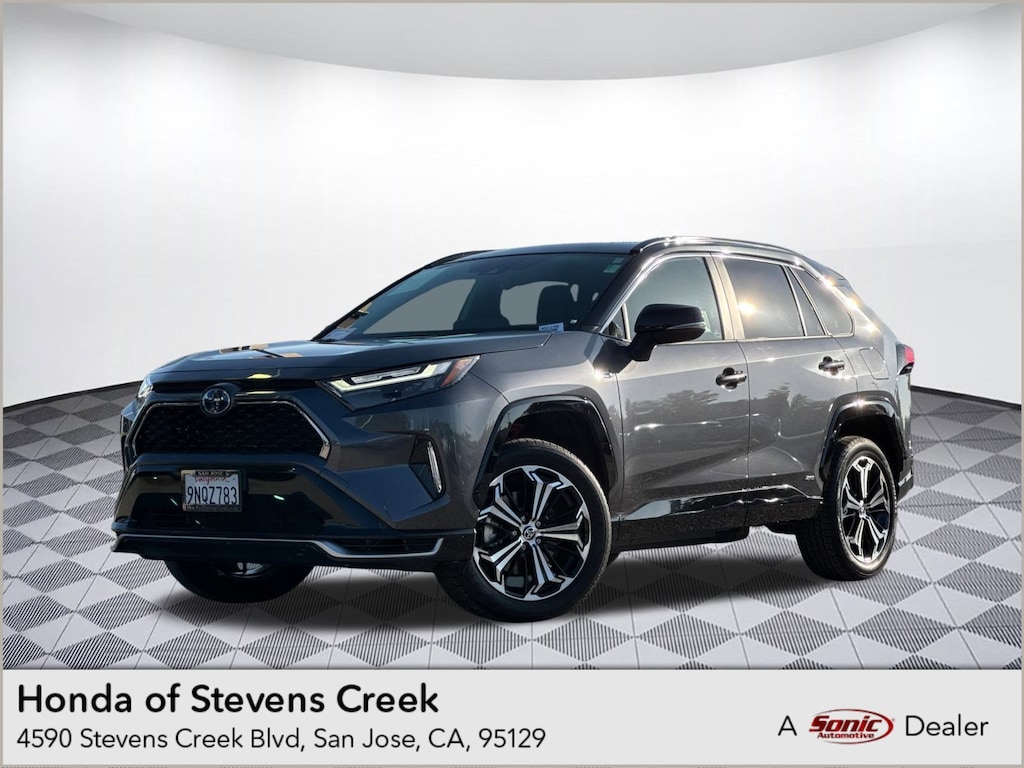 Used 2024 Toyota RAV4 Prime XSE SUV