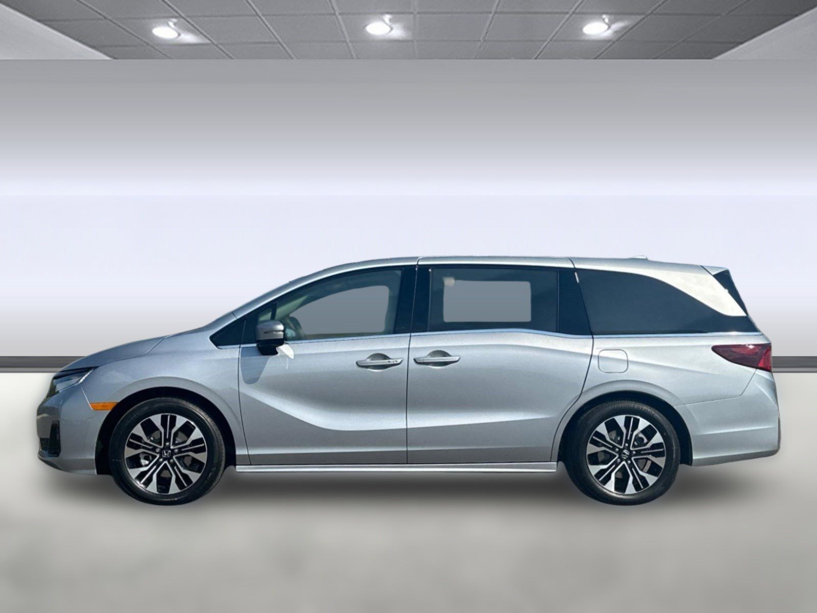 2026 Honda Odyssey Elite photo 2