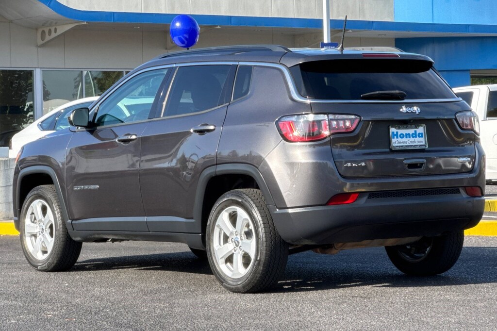 Used 2018 Jeep Compass Latitude 4x4 SUV