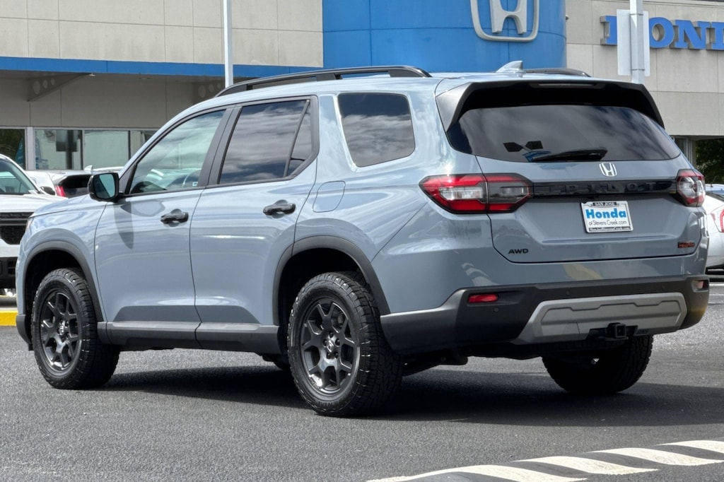 Certified 2025 Honda Pilot TrailSport SUV