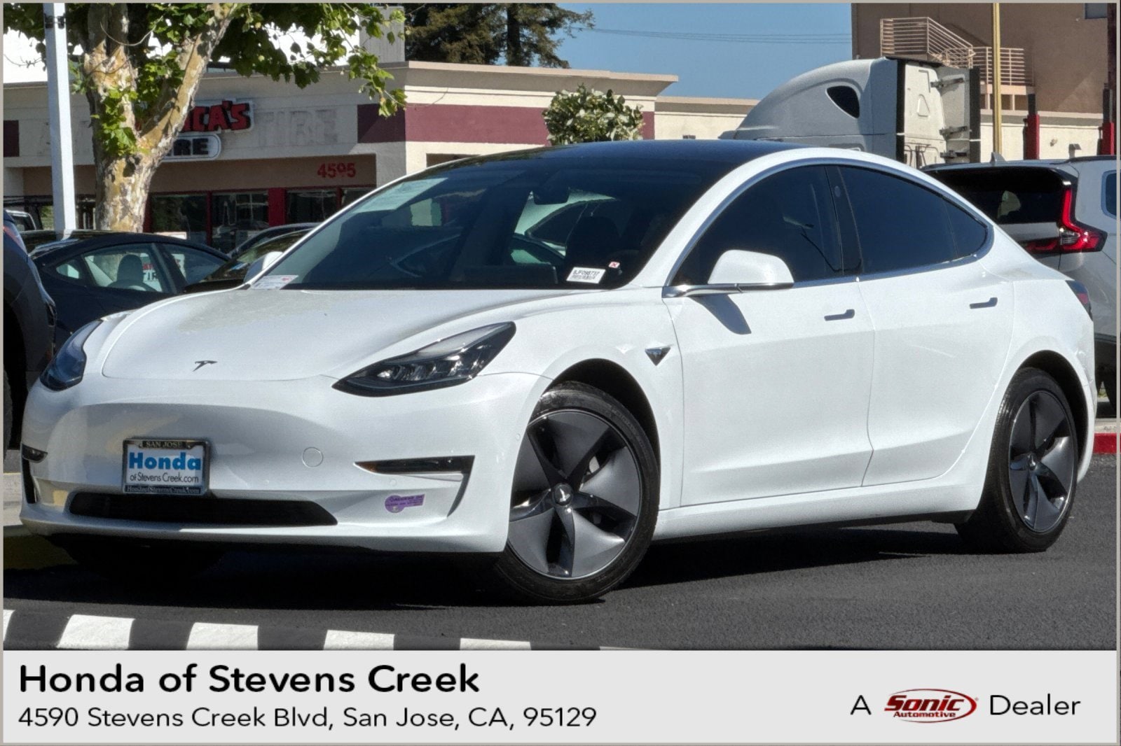 2018 Tesla Model 3 Long Range's photo