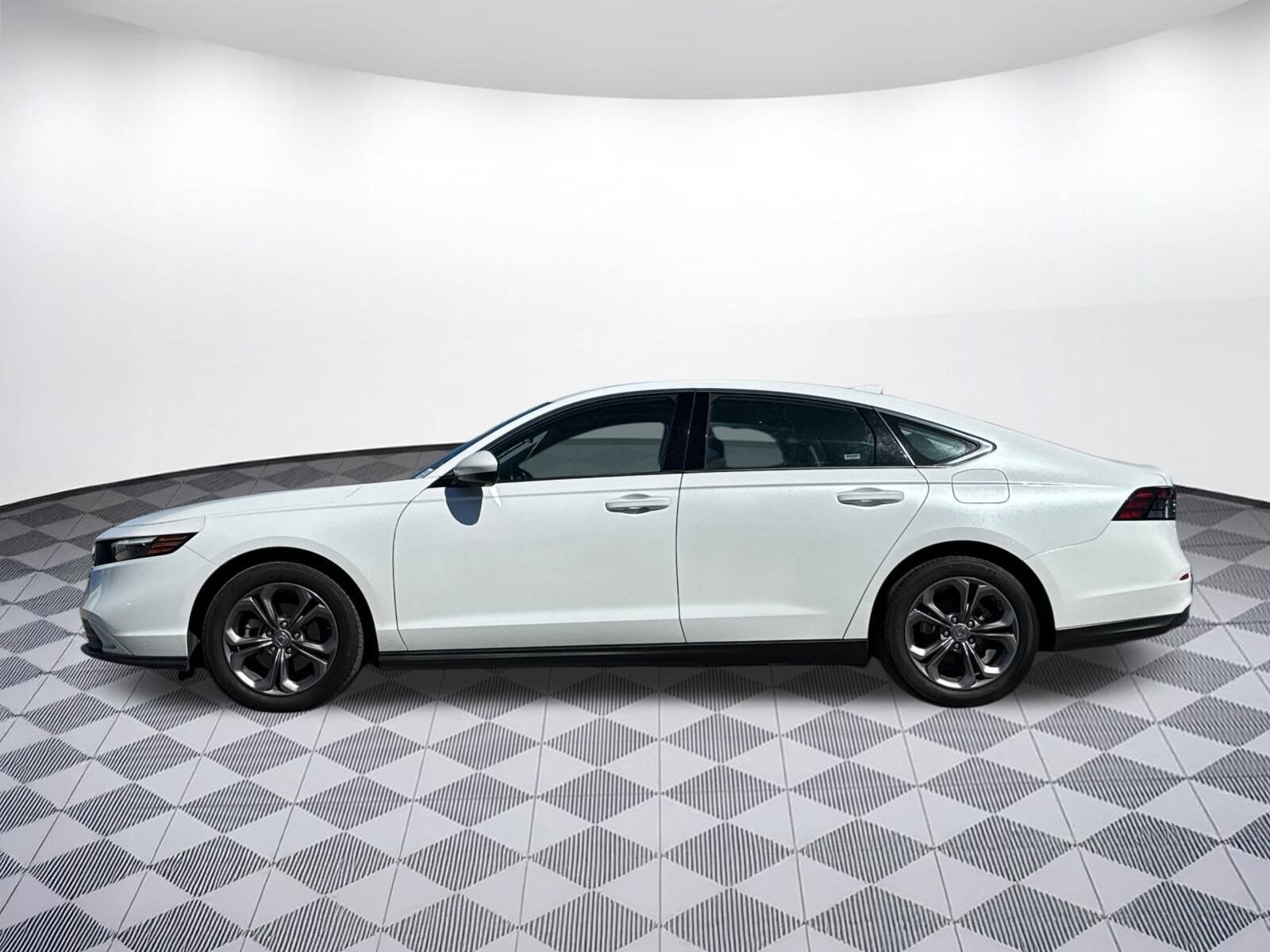 2024 Honda Accord EX photo 2