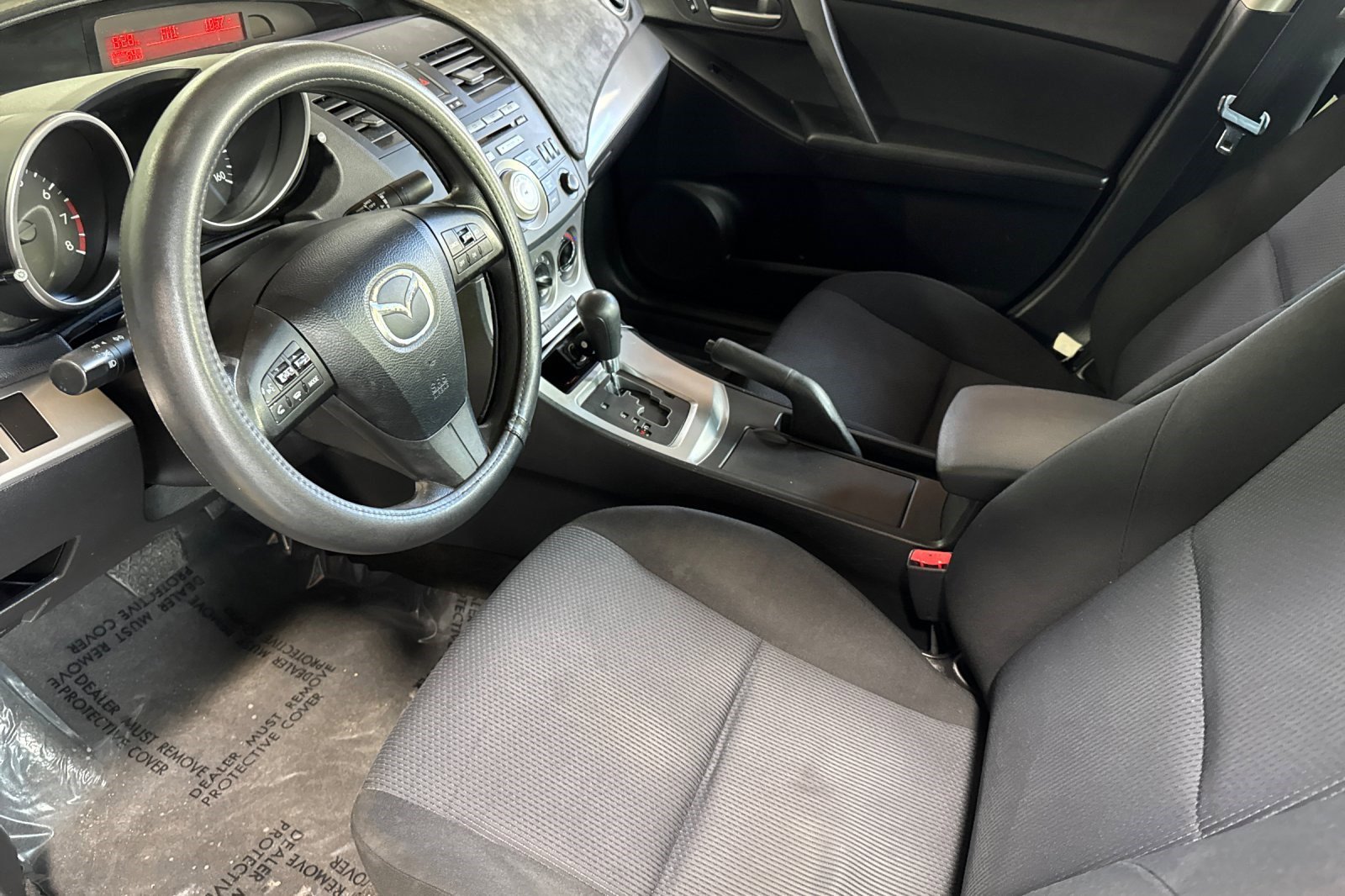 2010 Mazda Mazda3 Touring Sedan photo 3