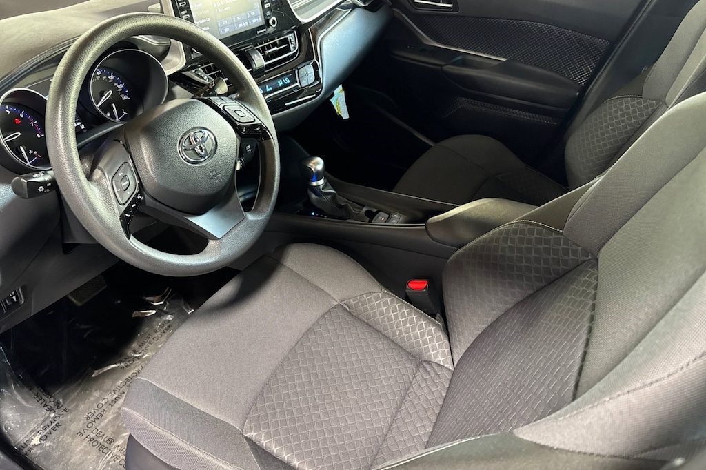 Used 2020 Toyota C-HR LE SUV