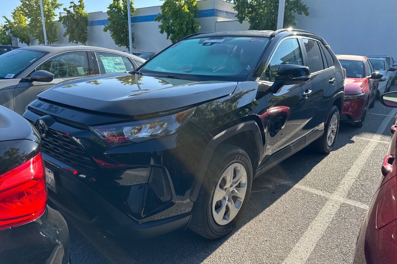 Used 2020 Toyota RAV4 LE with VIN 2T3K1RFV3LC075645 for sale in Northfield, Minnesota