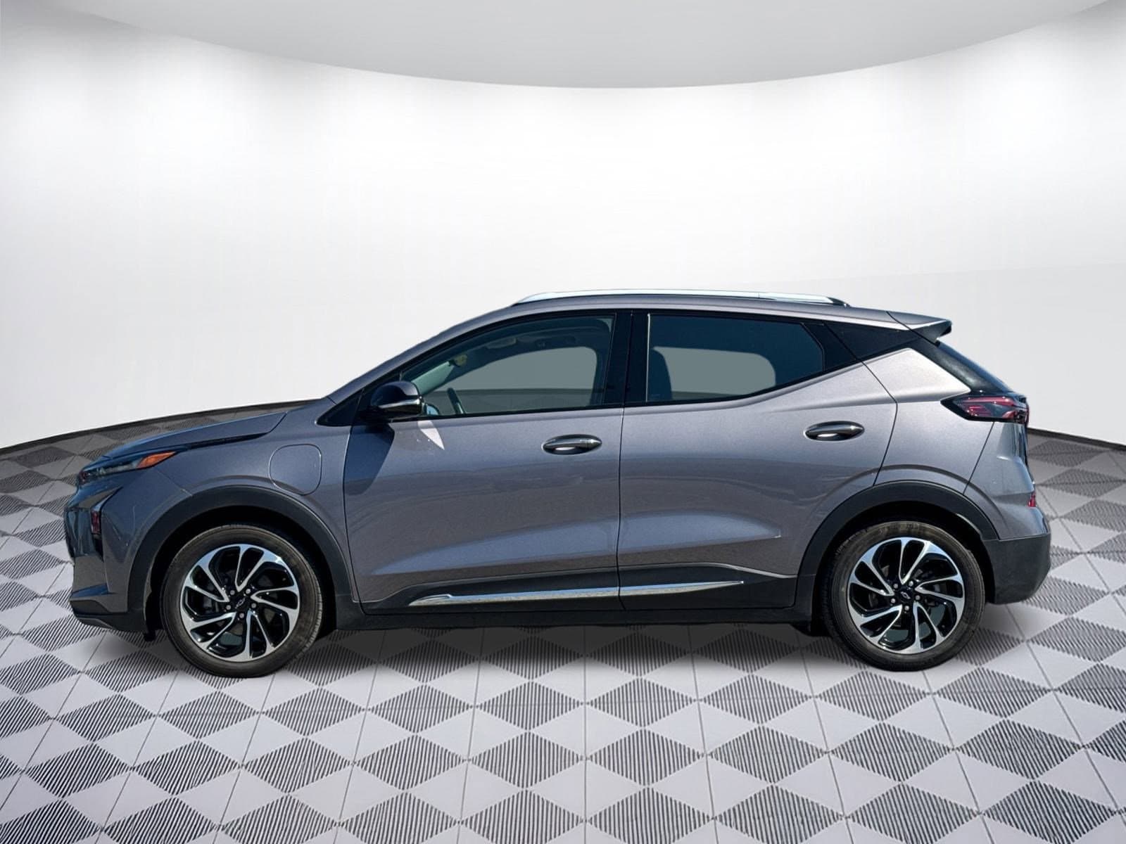 Used 2023 Chevrolet Bolt EUV Premier with VIN 1G1FZ6S01P4161775 for sale in San Jose, CA