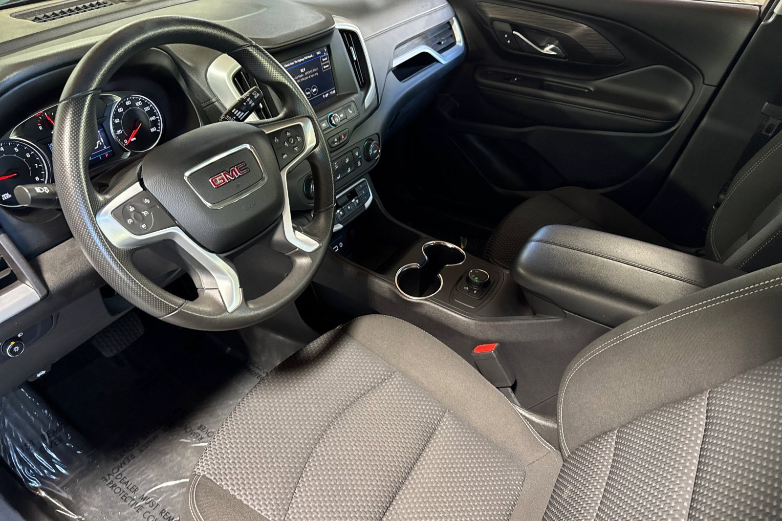 2024 Gmc Terrain SLE photo 3