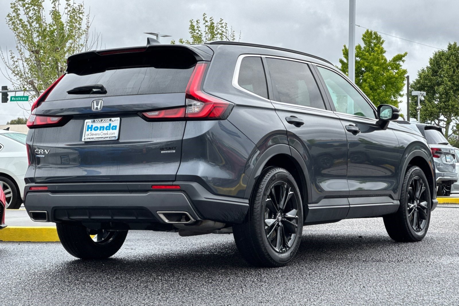 2025 Honda CR-V Hybrid Sport Touring photo 3