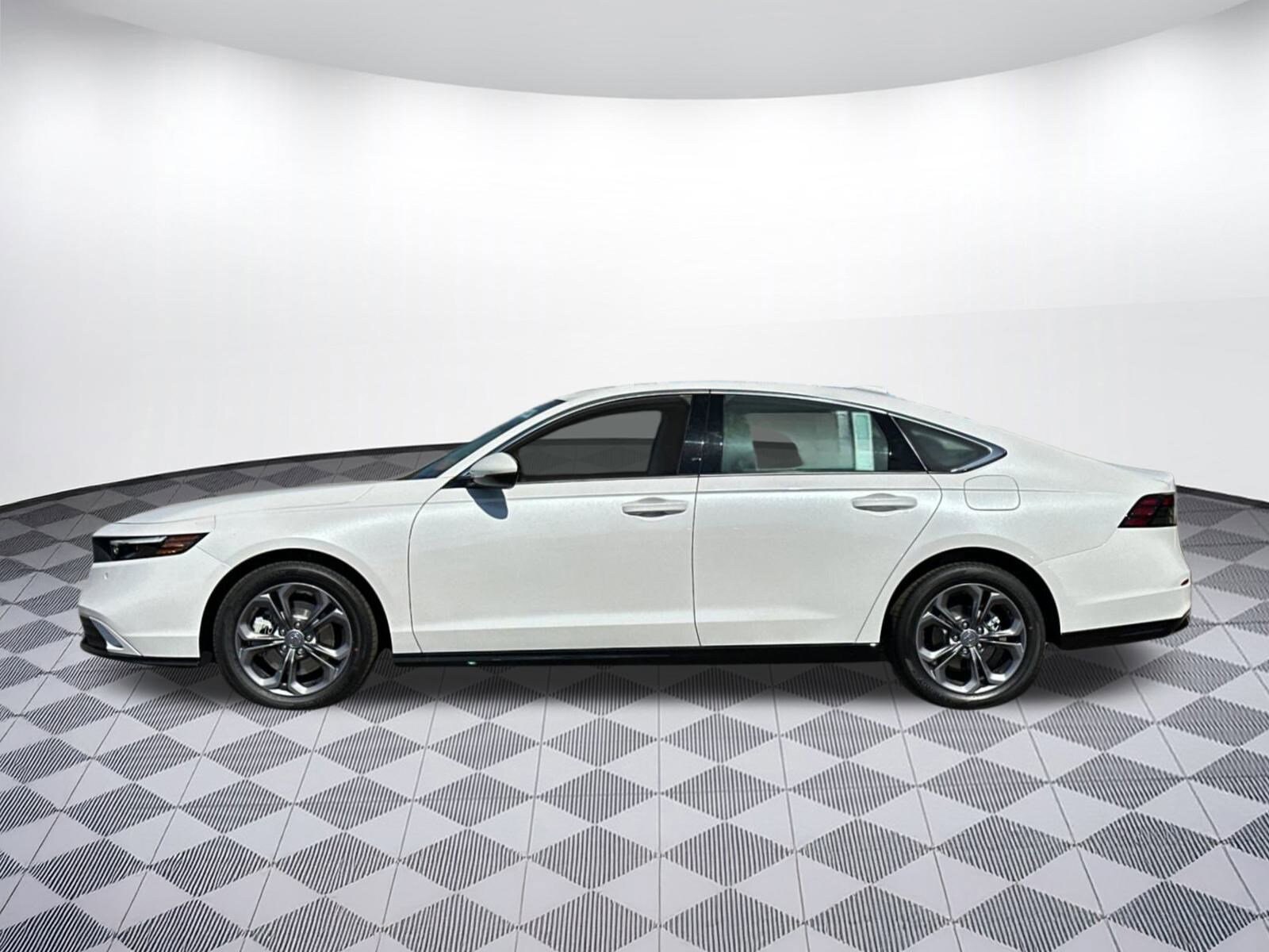 2025 Honda Accord Hybrid EX-L photo 2