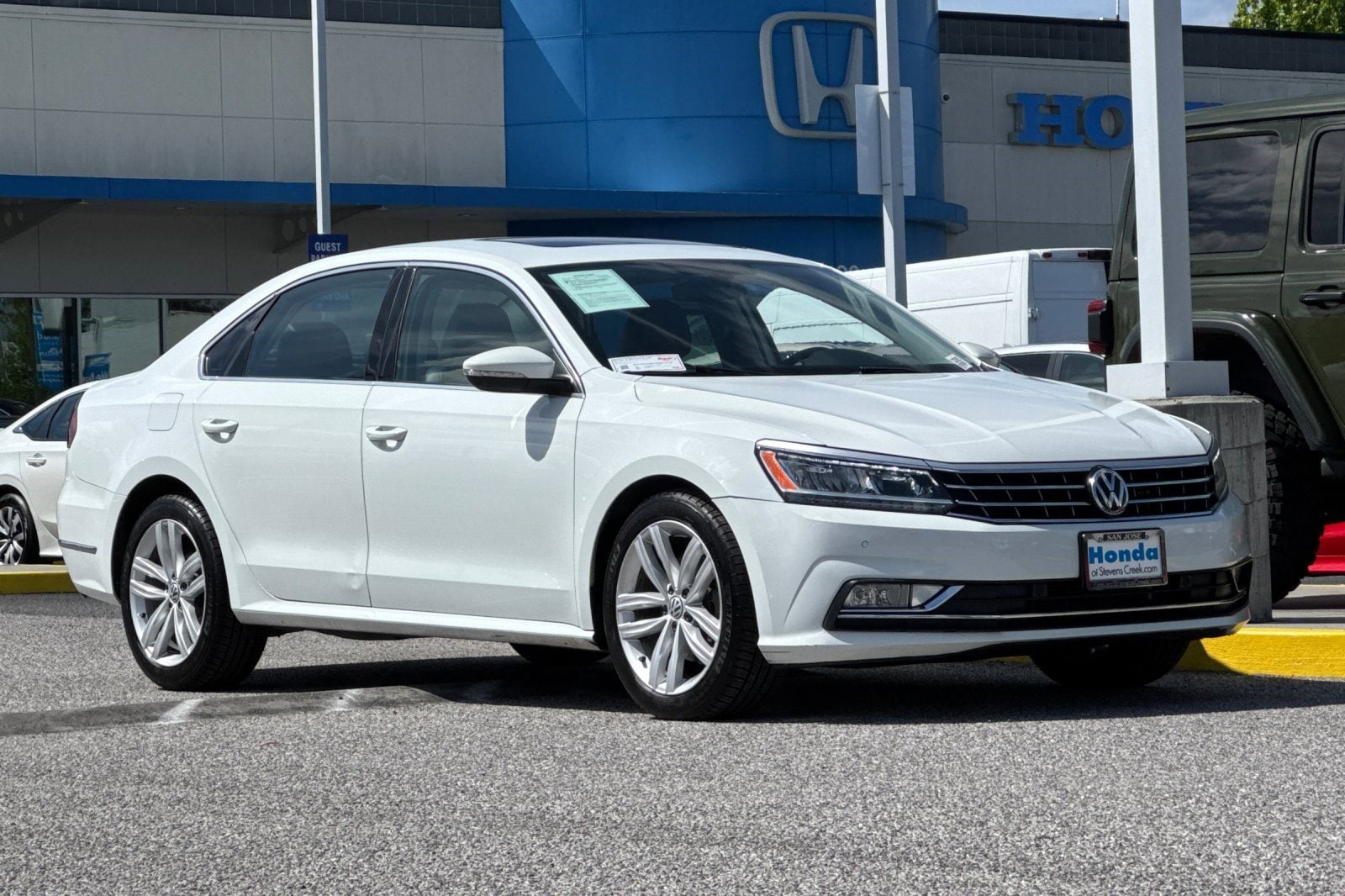 2018 Volkswagen Passat 2.0T SE photo 5