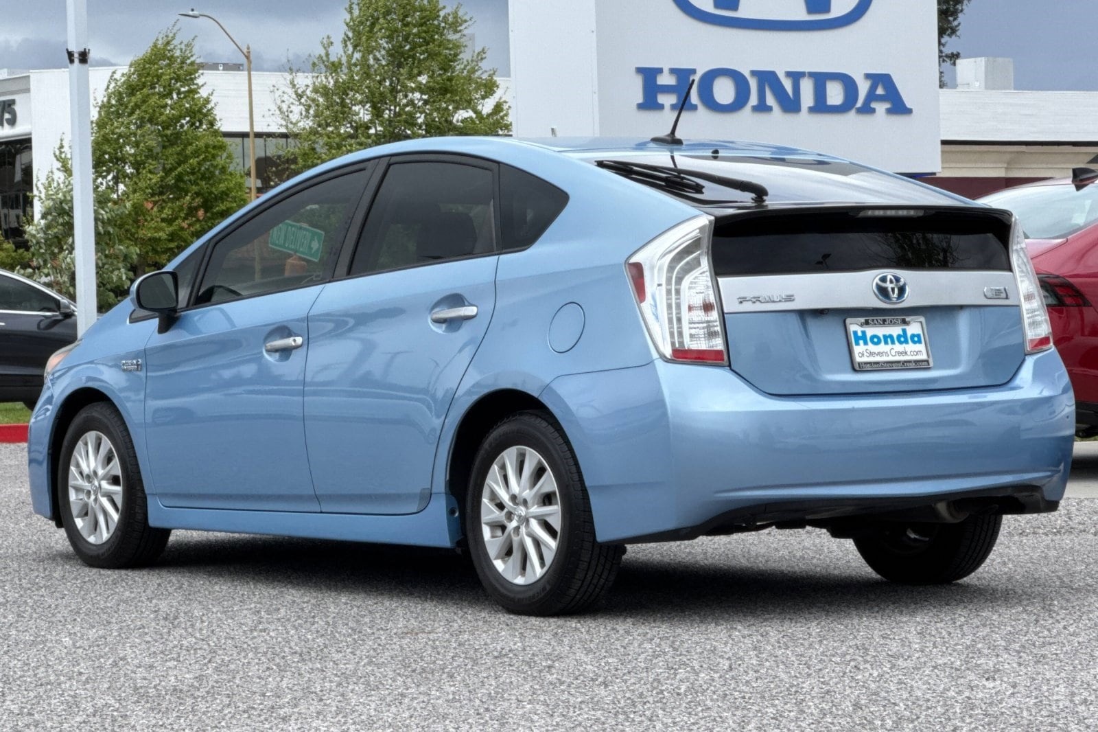 2014 Toyota Prius Plug-in Plug-in photo 2