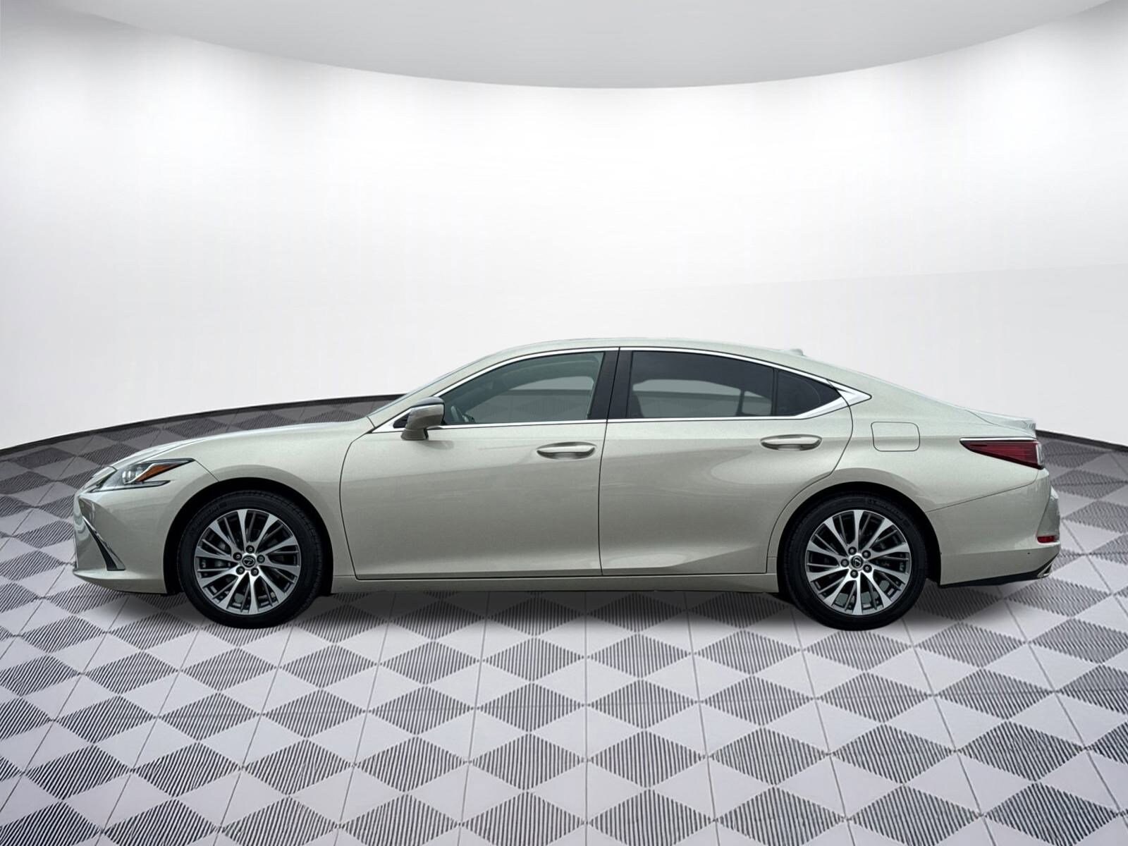 2021 Lexus ES 350 photo 2