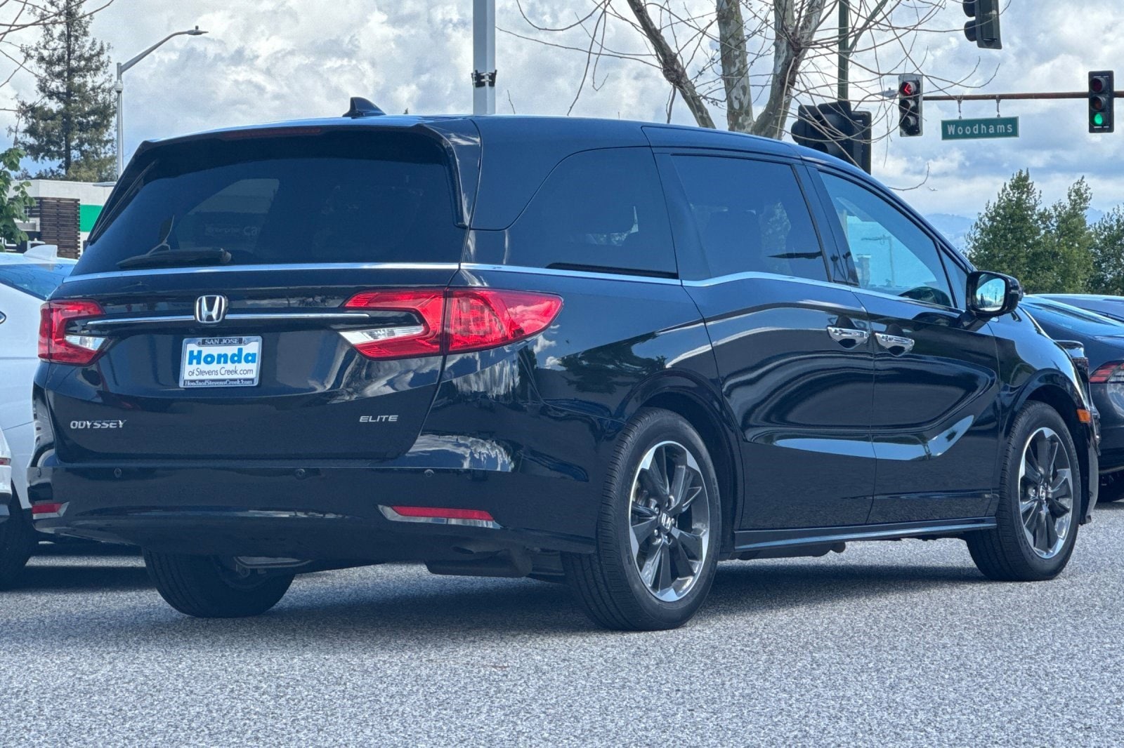 2024 Honda Odyssey Elite photo 3