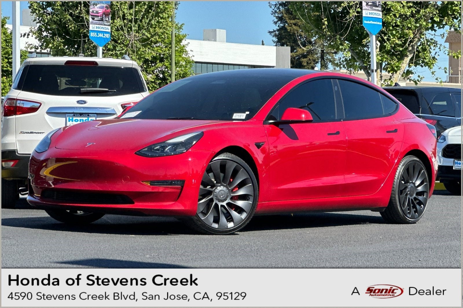 2023 Tesla Model 3 Performance's photo