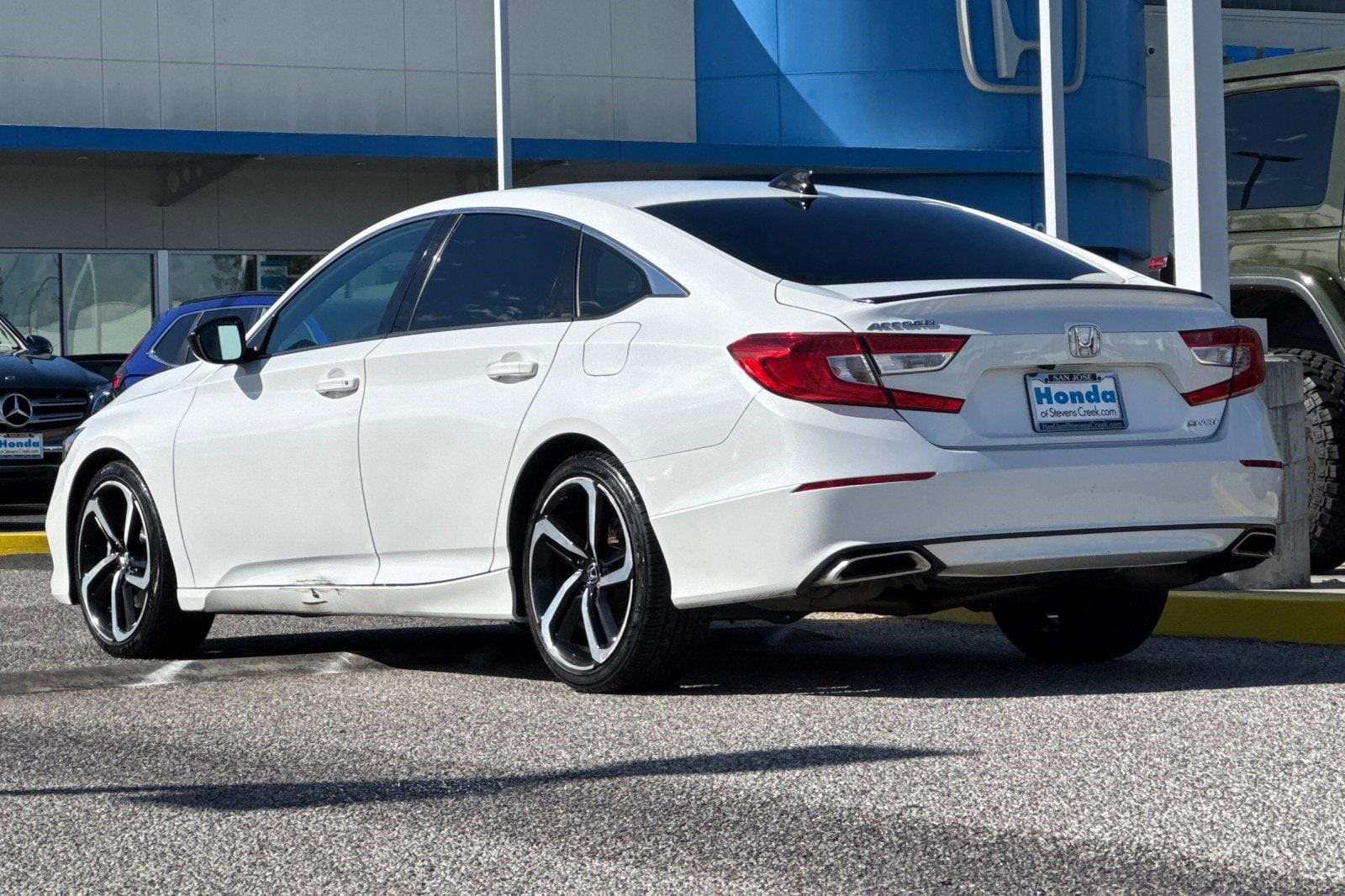 2022 Honda Accord Sport 1.5T photo 2