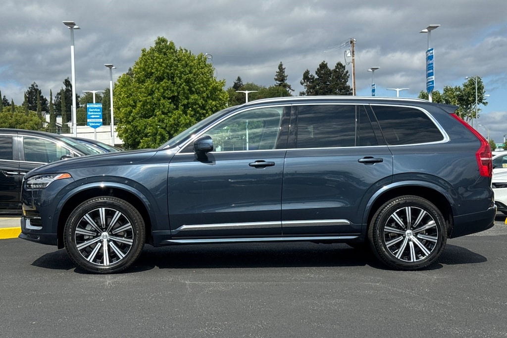 Used 2023 Volvo XC90 B5 AWD Plus SUV