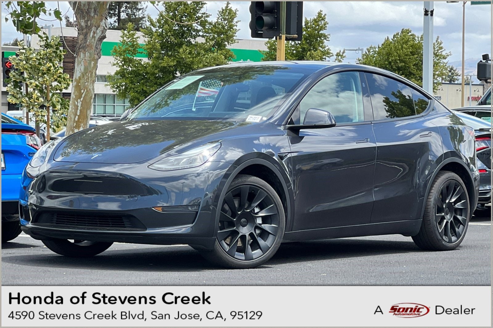 2024 Tesla Model Y Long Range Dual Motor All-Wheel Drive's photo