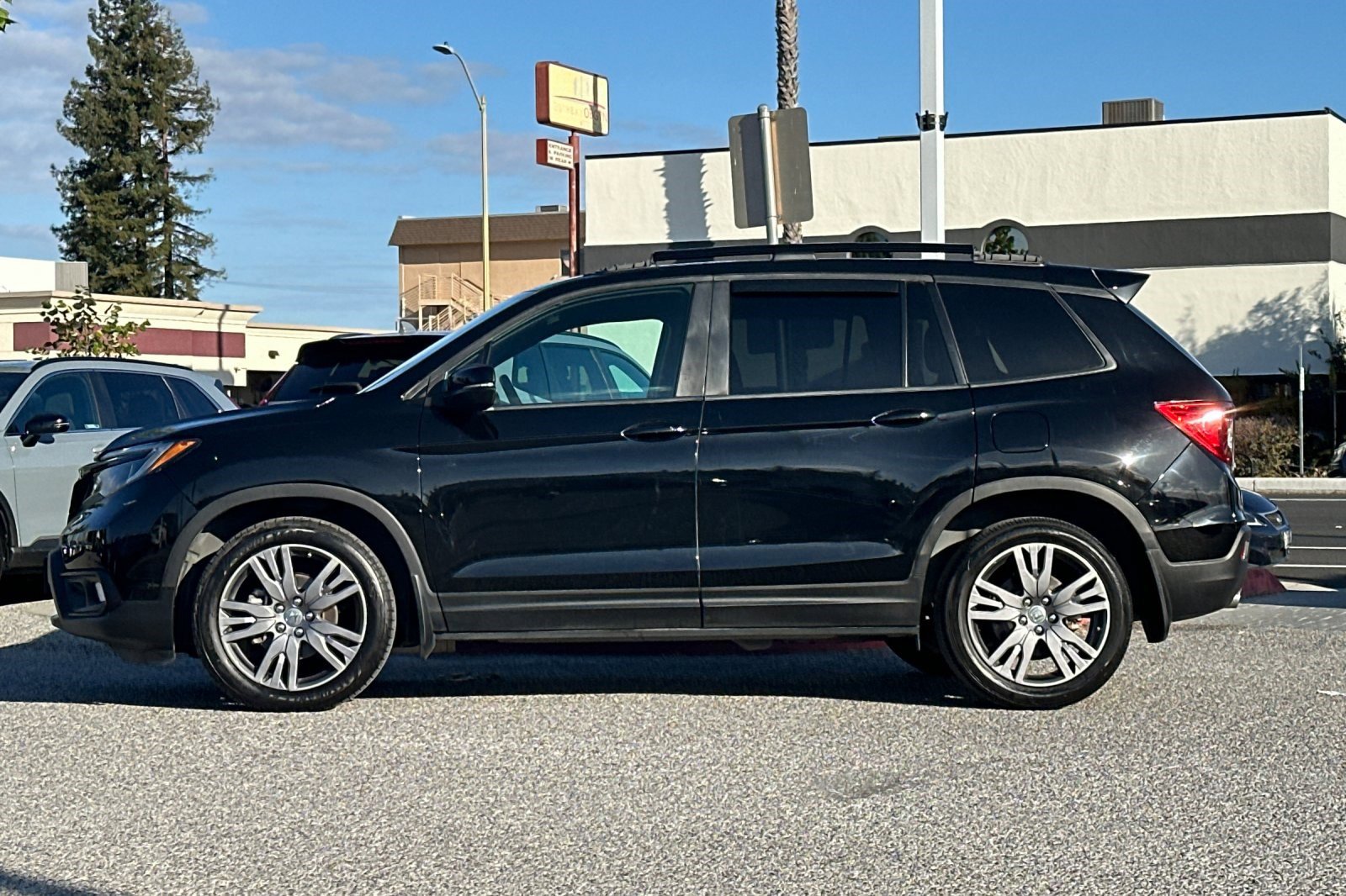 2021 Honda Passport EX-L photo 2