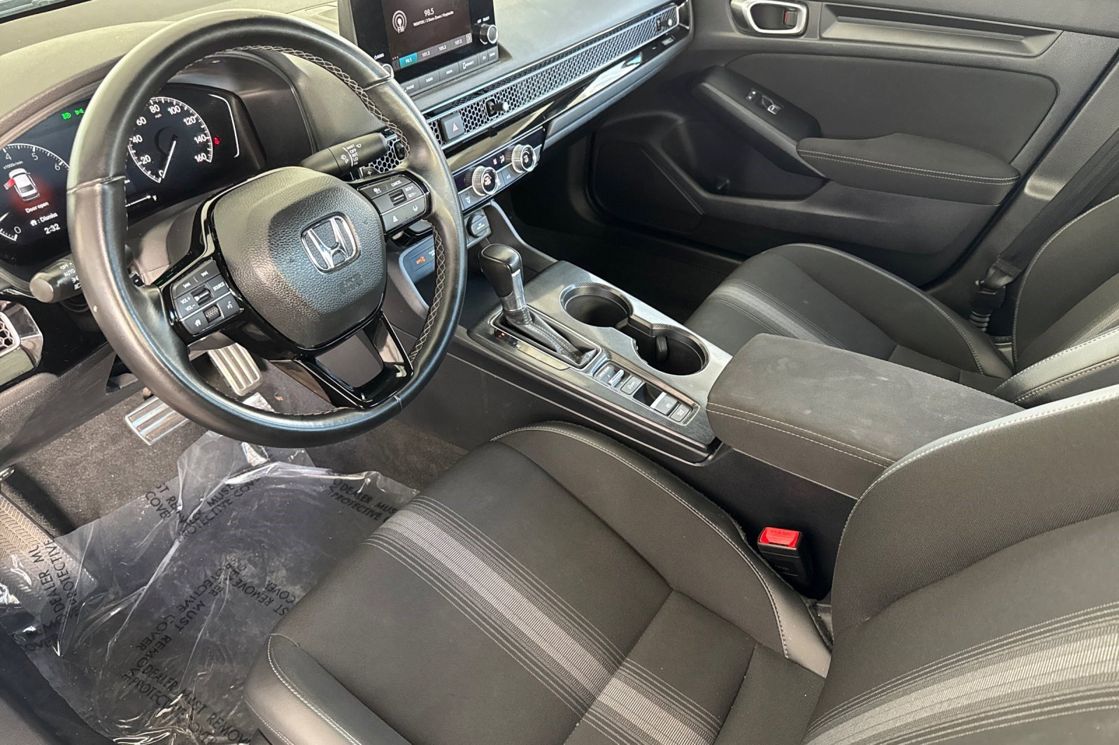 2023 Honda Civic Sport photo 4