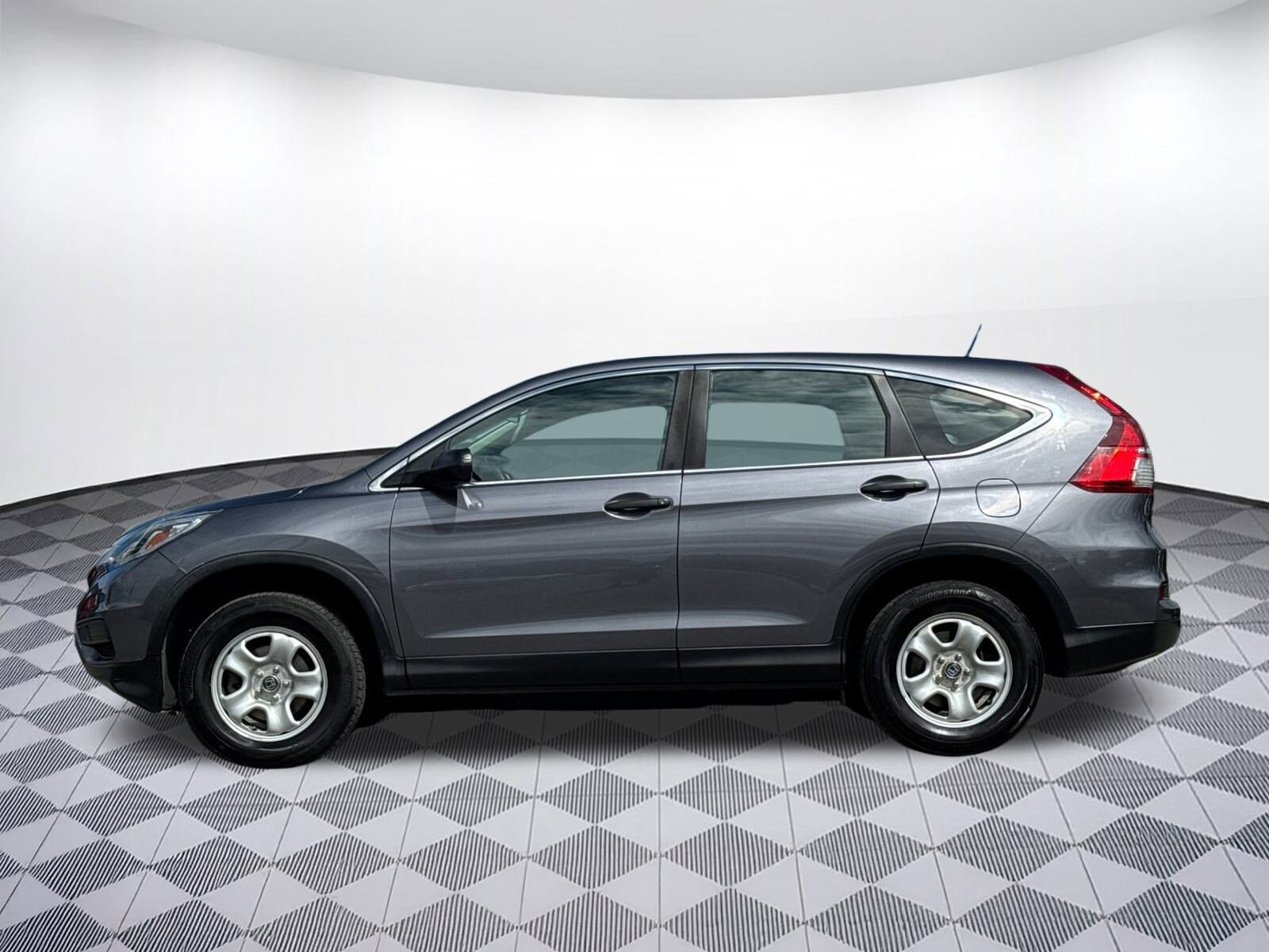 2016 Honda CR-V LX photo 2