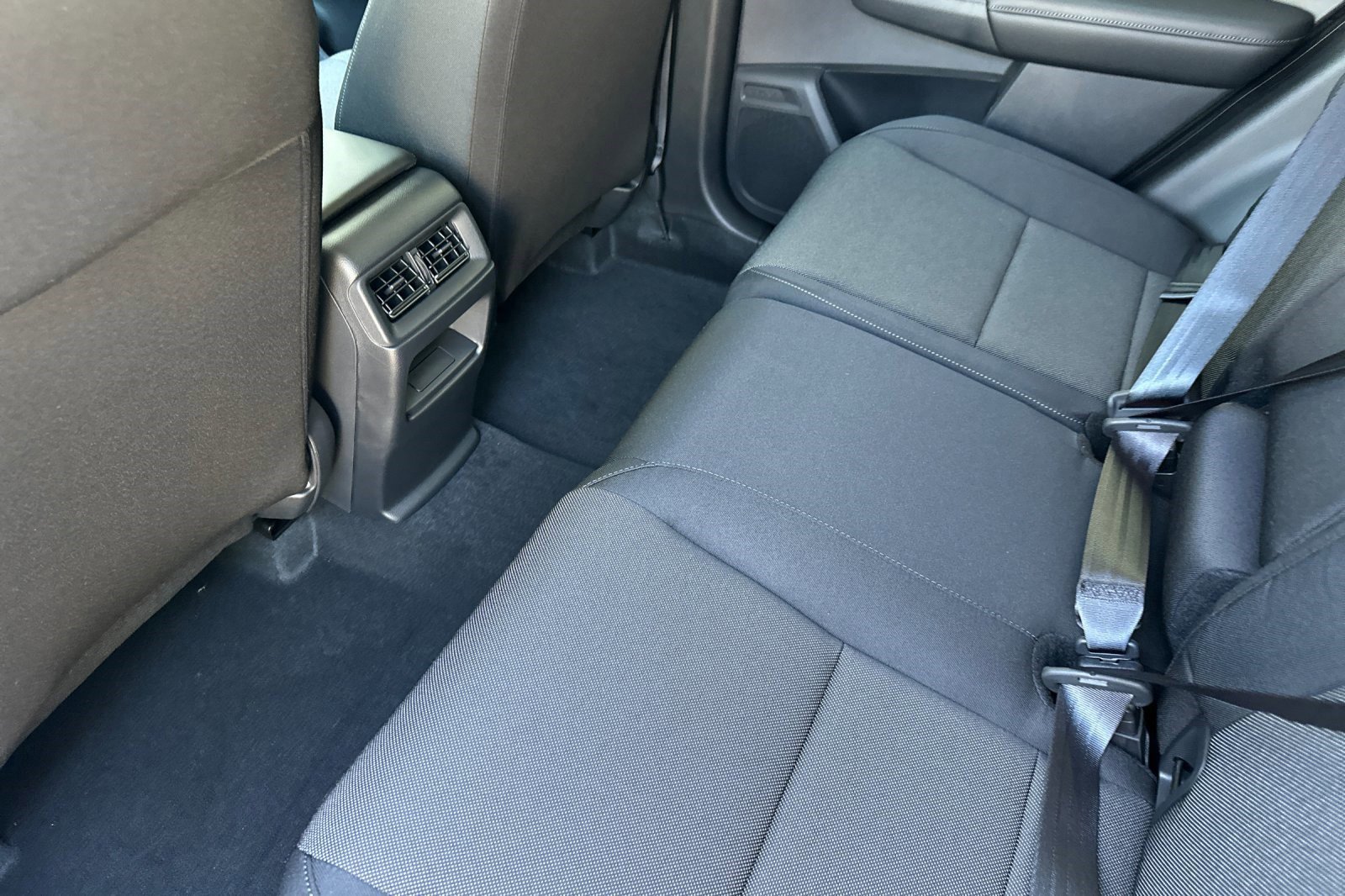 2026 Honda CR-V LX - Photo 19