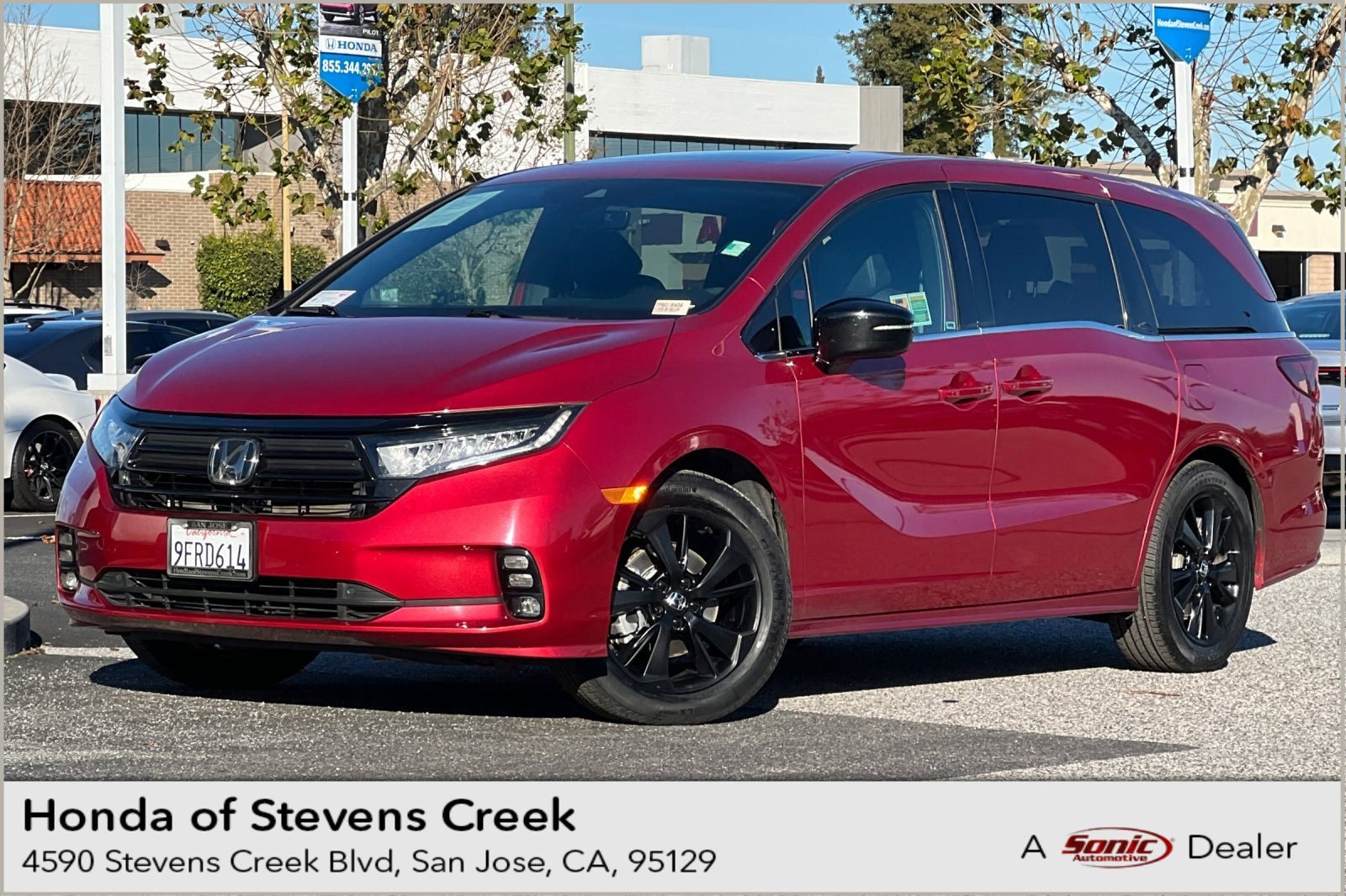 2023 Honda Odyssey SPORT's photo