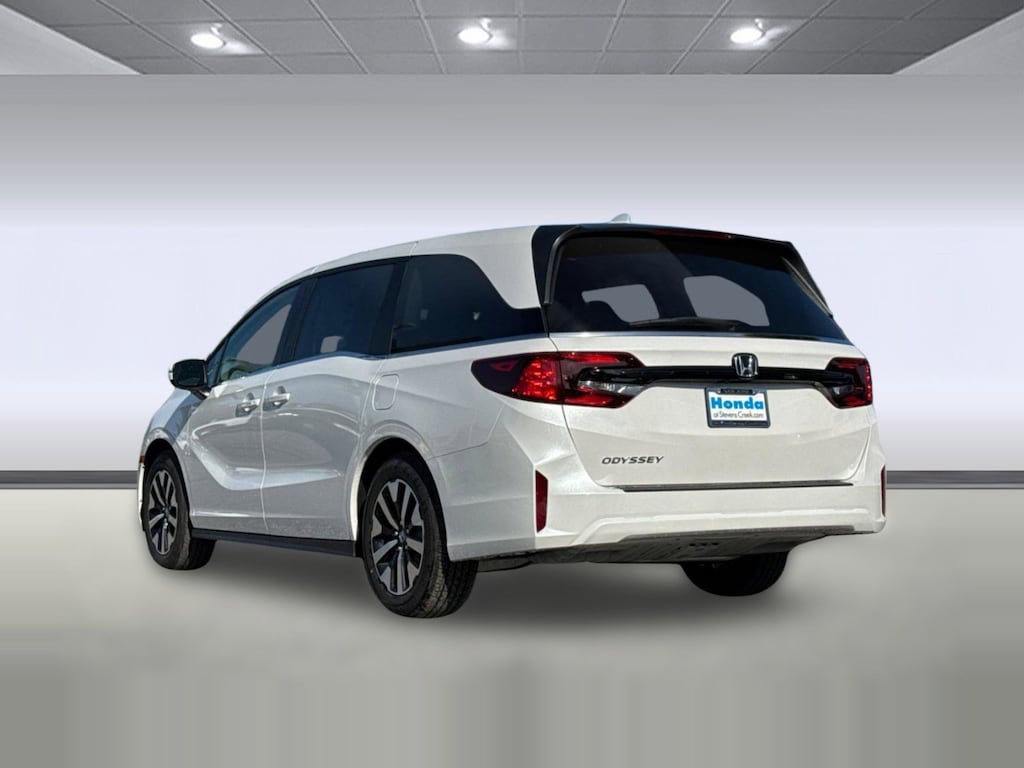New 2026 Honda Odyssey EX-L Van Passenger