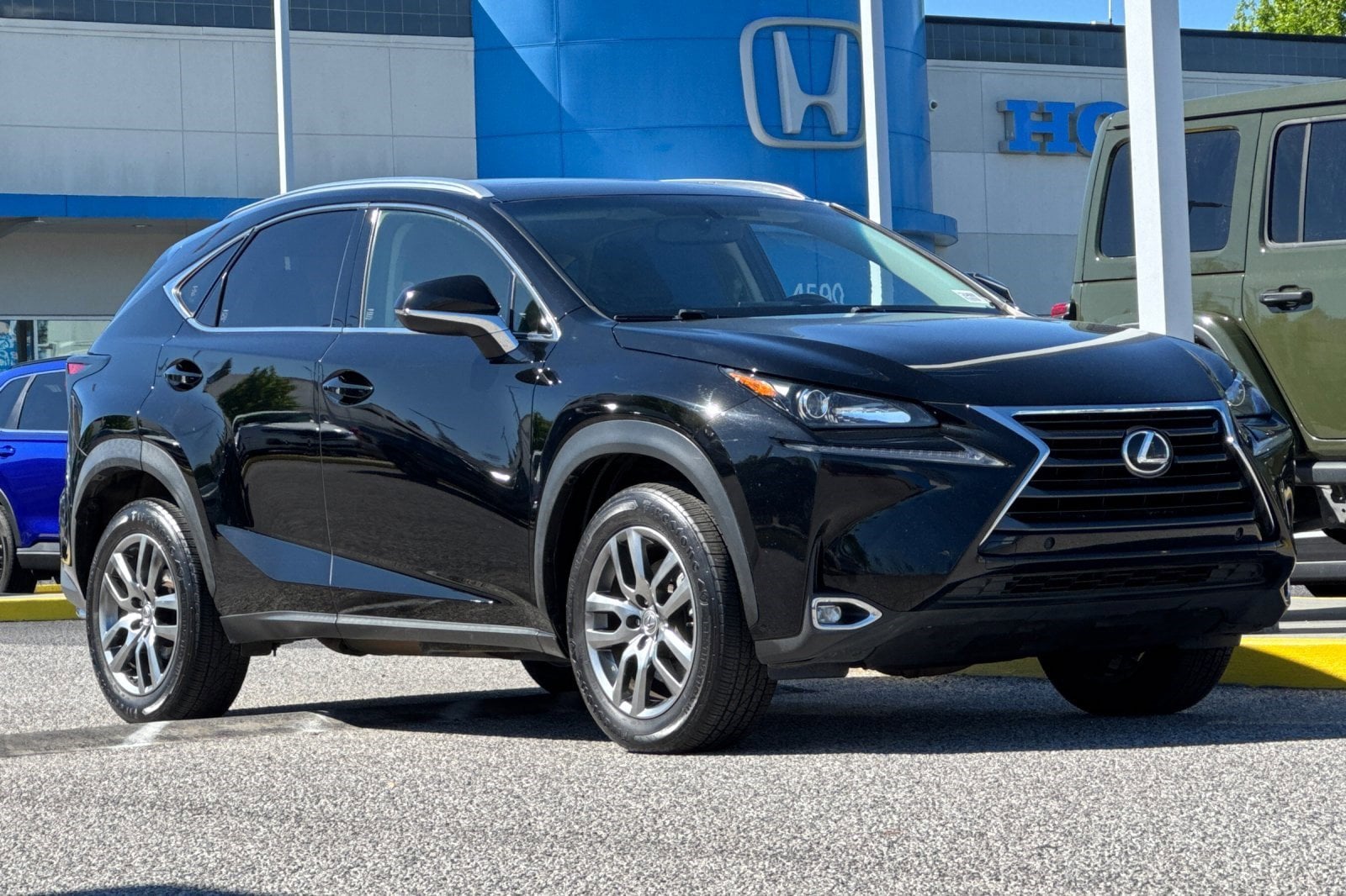 2016 LEXUS NX 200t Base photo 5