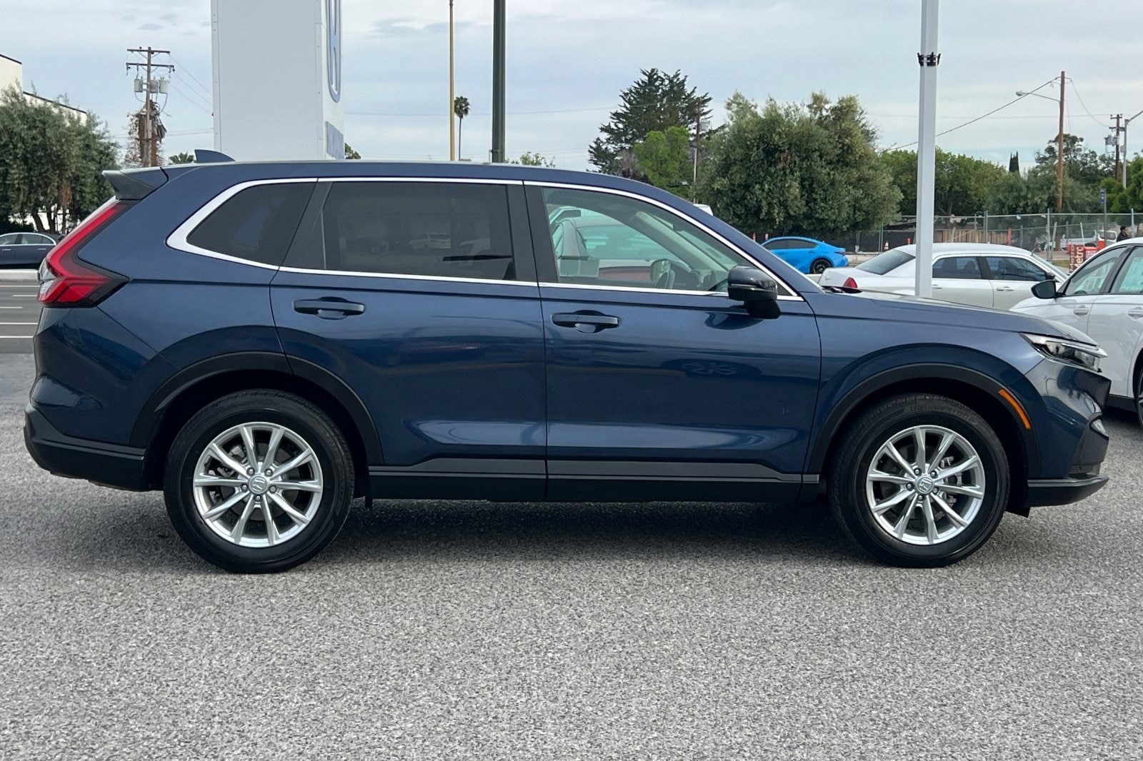 2025 Honda CR-V EX-L photo 6