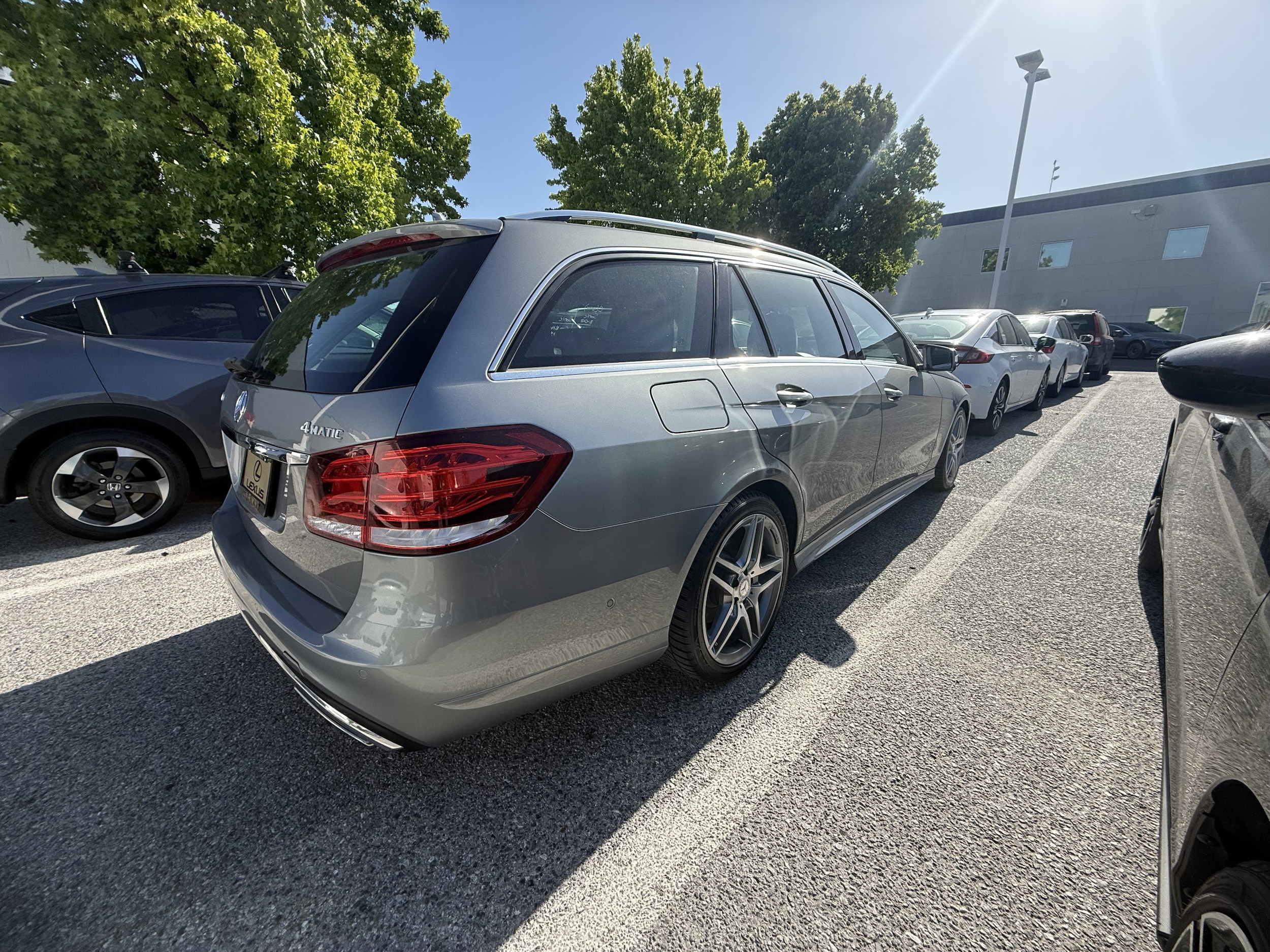 2014 Mercedes-Benz E-Class E 350 4MATIC photo 2