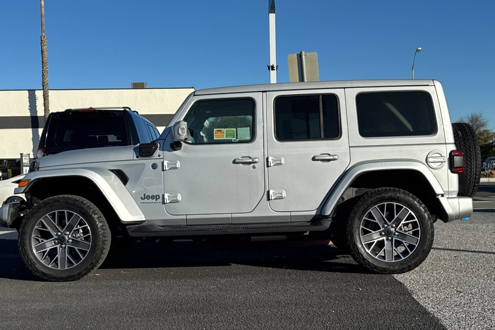 2024 Jeep Wrangler 4xe High Altitude photo 2