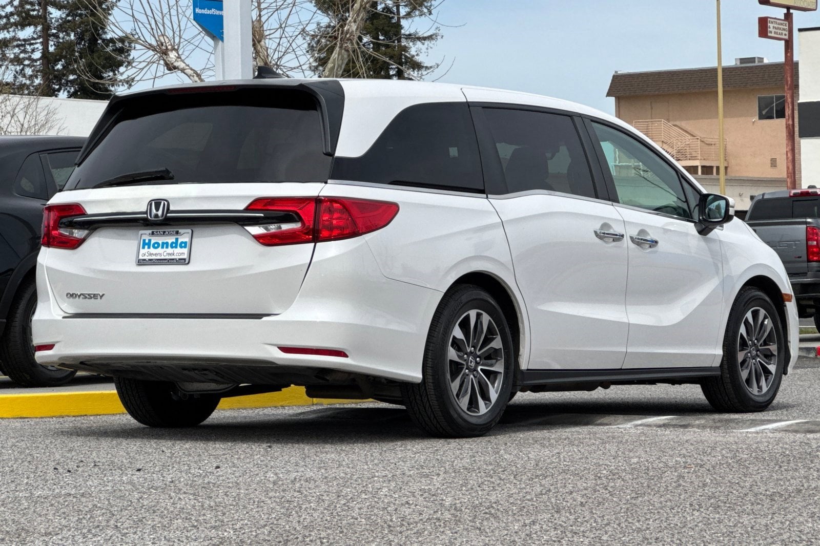 2024 Honda Odyssey EX-L photo 3
