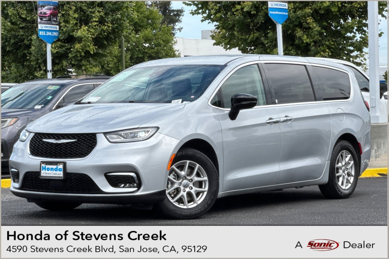 2024 Chrysler Pacifica