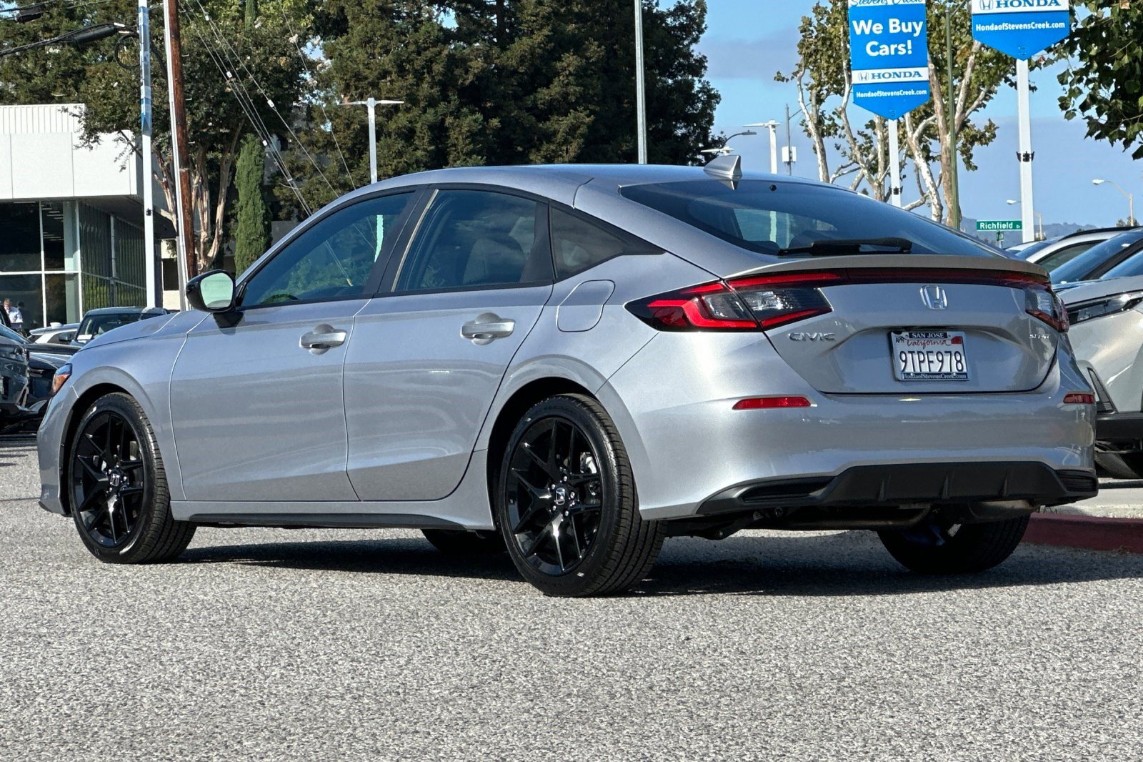 2025 Honda Civic Sport Hatchback photo 3