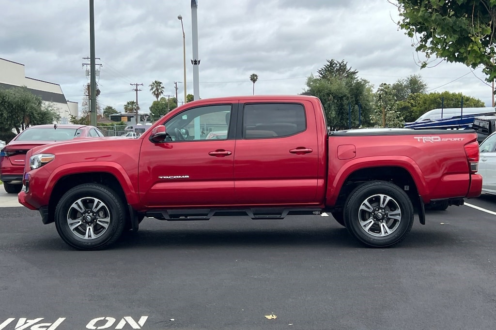 Used 2017 Toyota Tacoma TRD Sport V6 Truck Double Cab