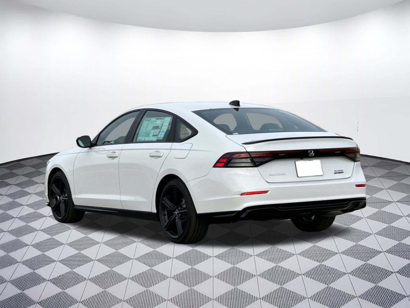 2025 Honda Accord Hybrid Sport-L photo 3