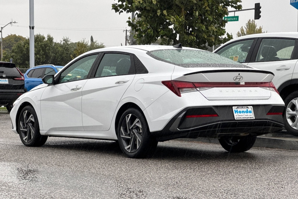 Used 2025 Hyundai Elantra SEL Sport Sedan