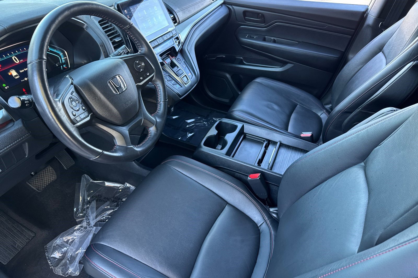 2023 Honda Odyssey Sport photo 4