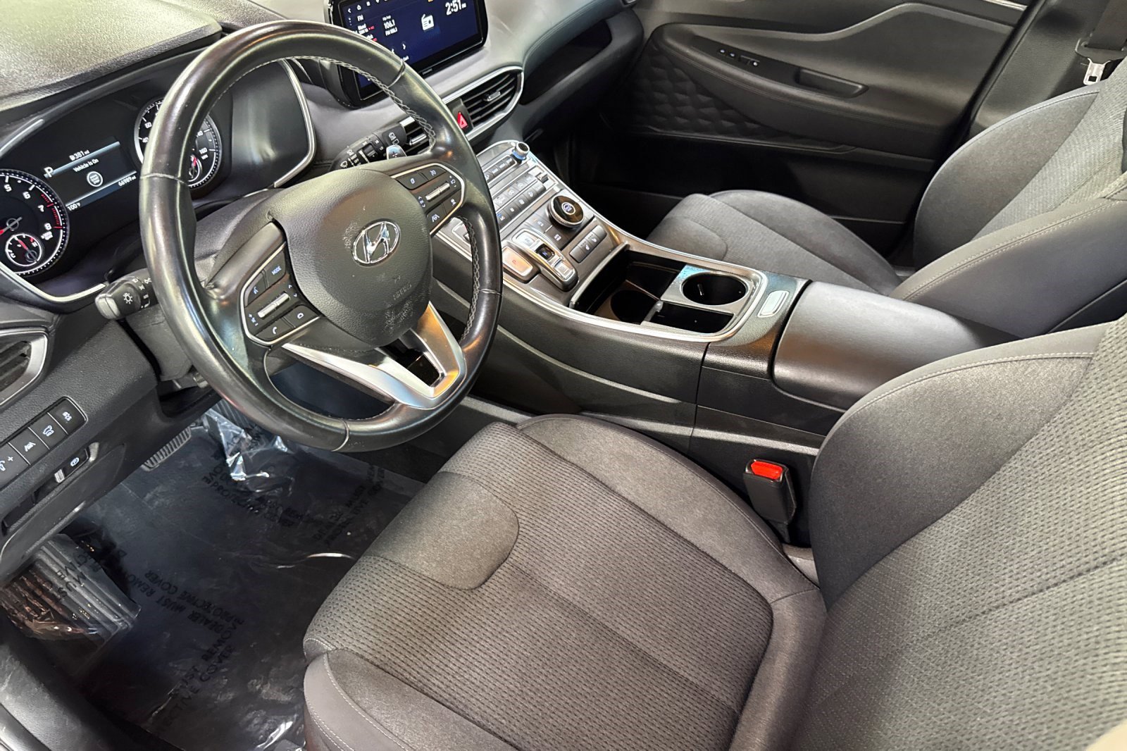 2023 Hyundai Santa Fe SEL photo 2