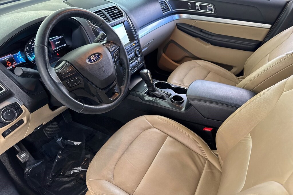 Used 2017 Ford Explorer XLT SUV