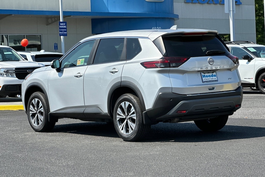 Used 2023 Nissan Rogue SV SUV