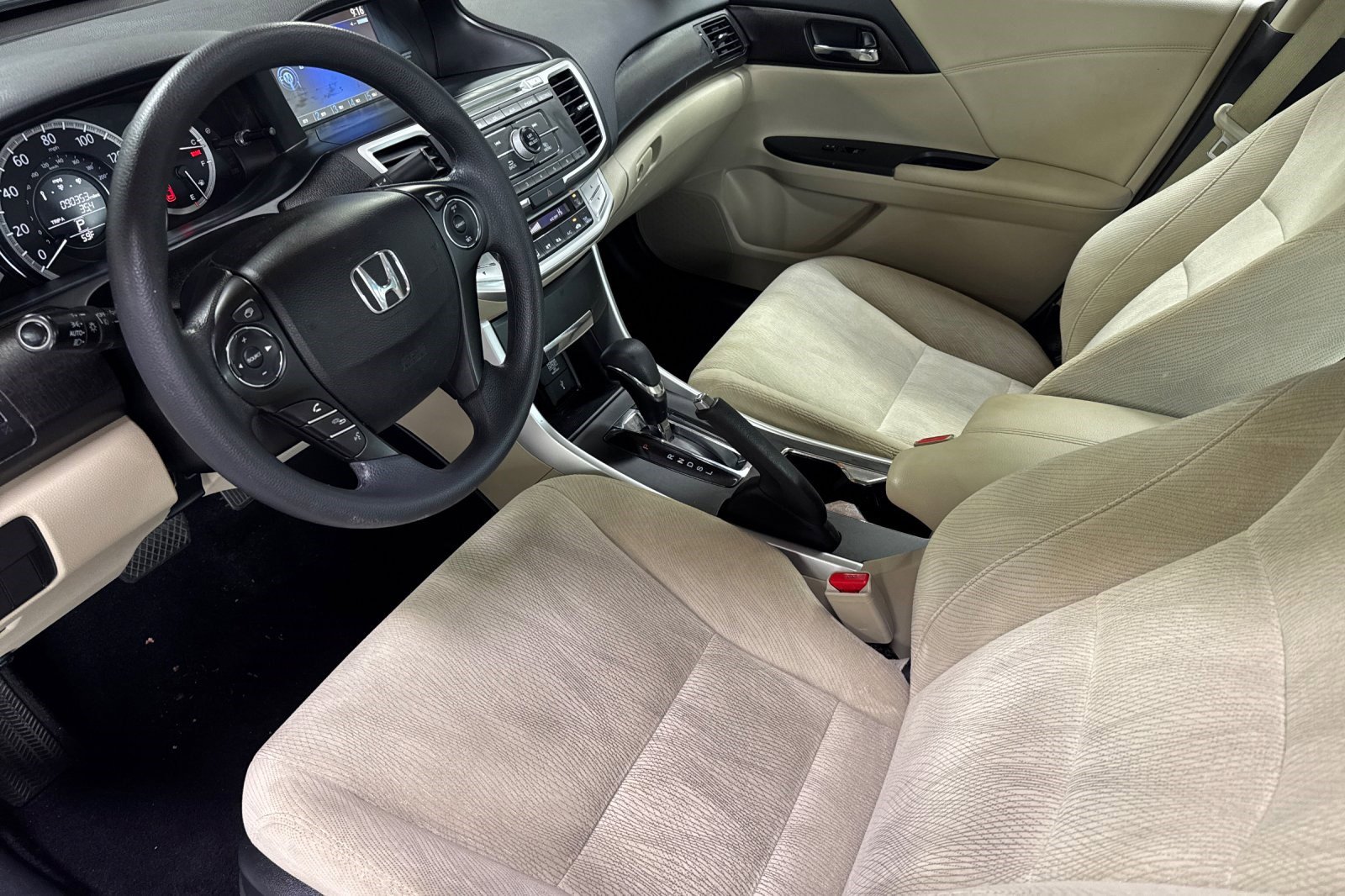 2014 Honda Accord EX photo 4