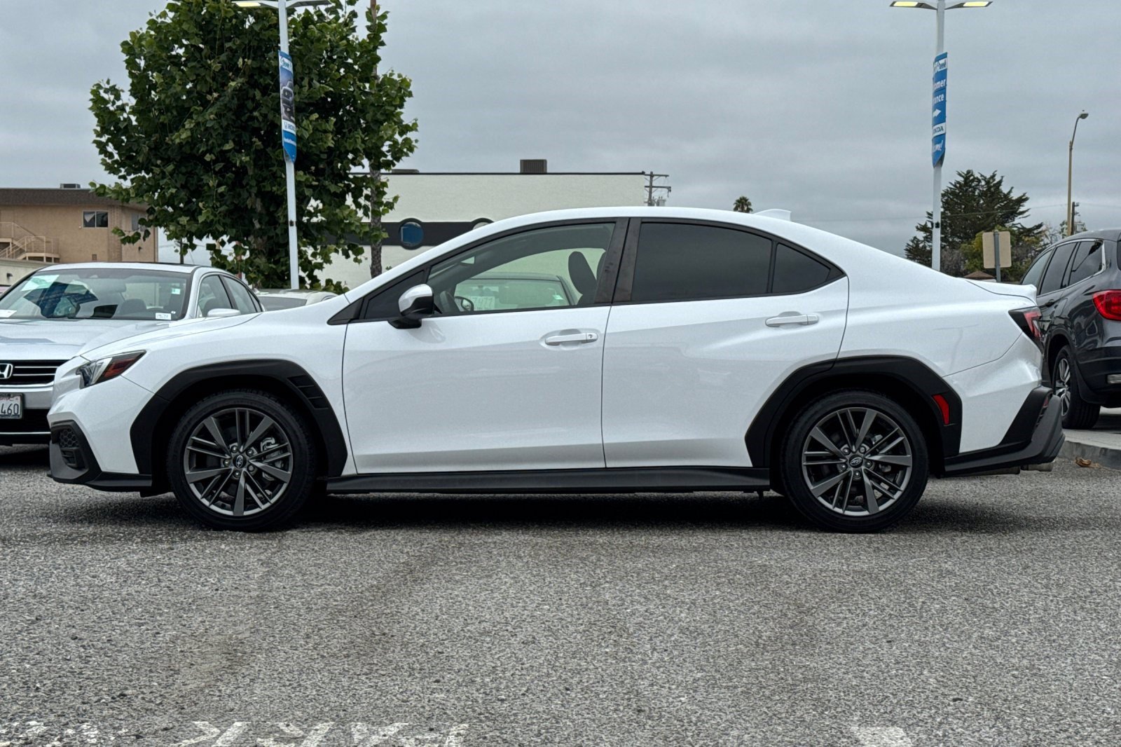 2022 Subaru WRX Base photo 2