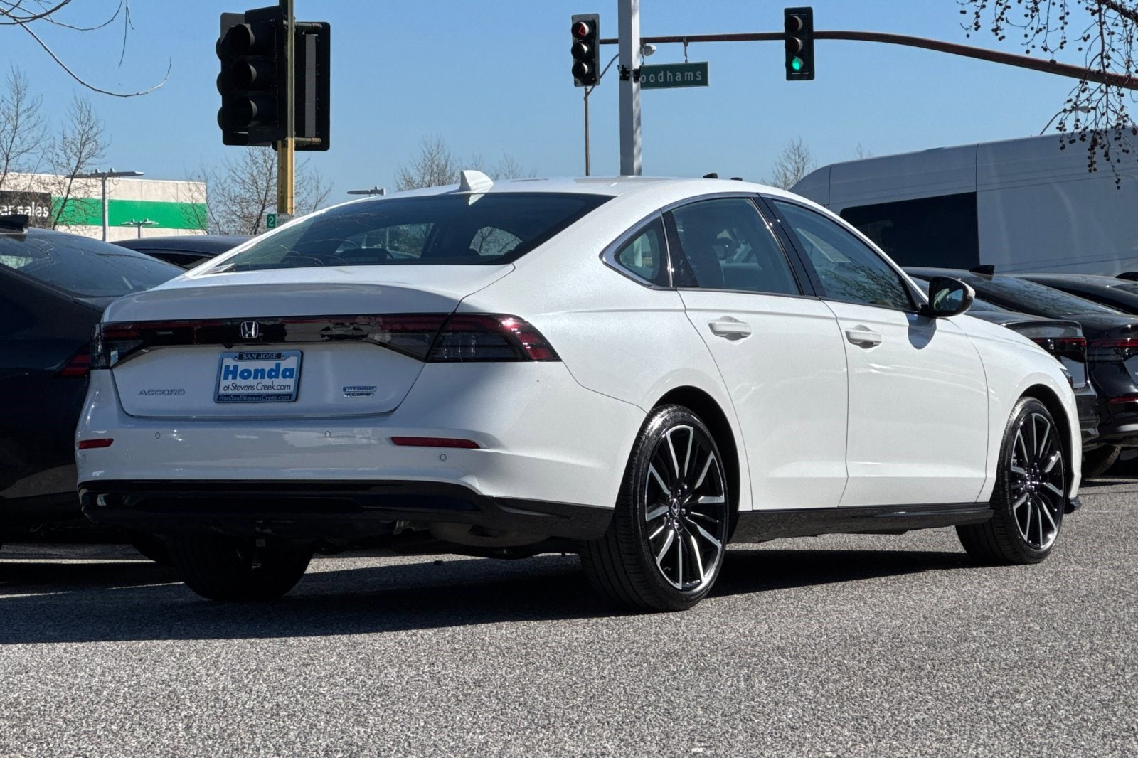 2023 Honda Accord Hybrid Touring w/BSI photo 3