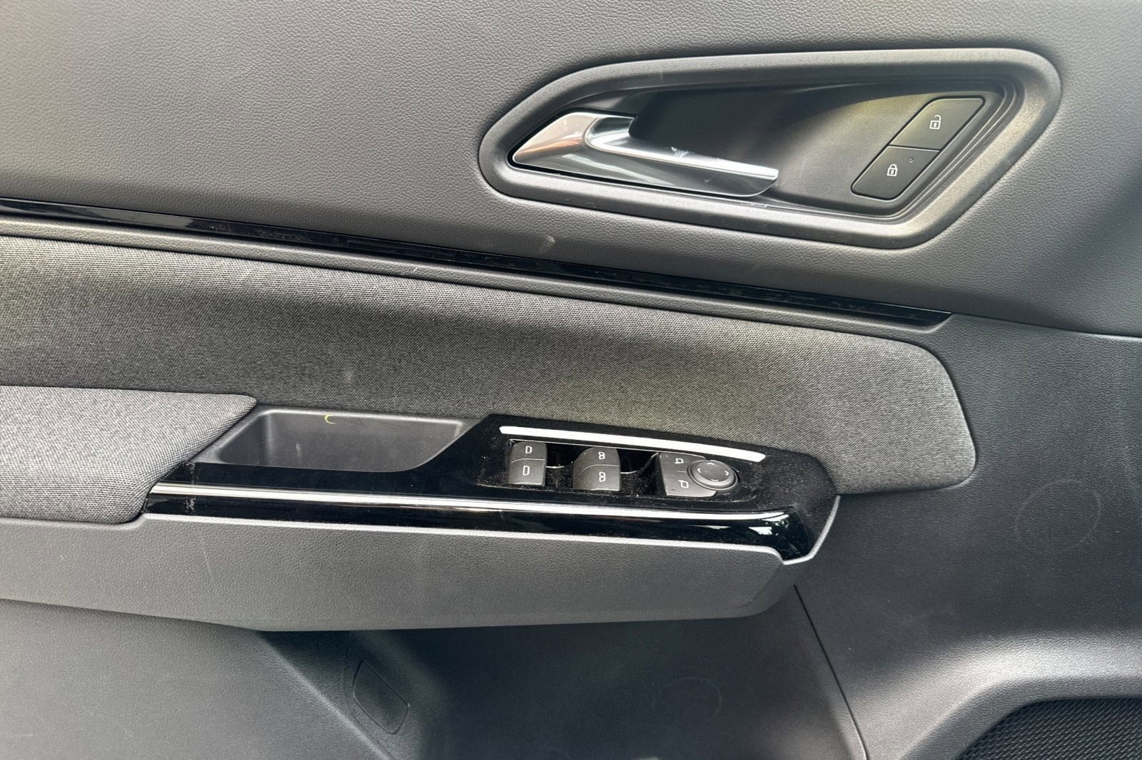 2026 Honda Prologue EX - Photo 30
