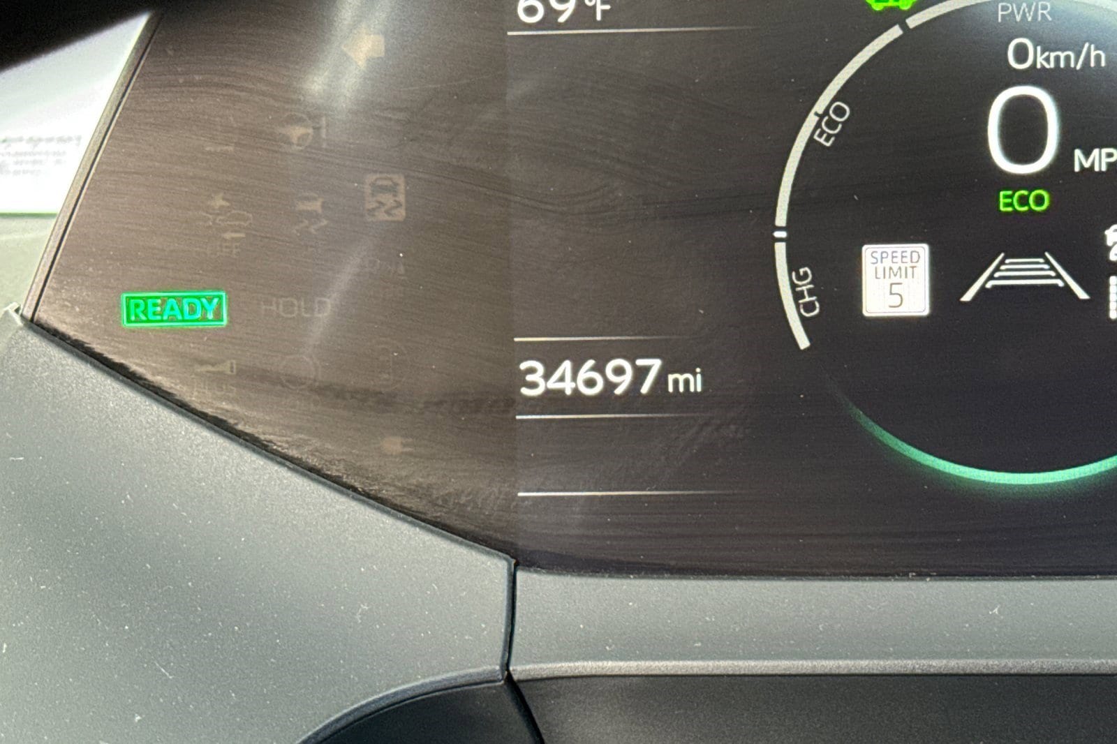 2024 Toyota Prius LE - Photo 20