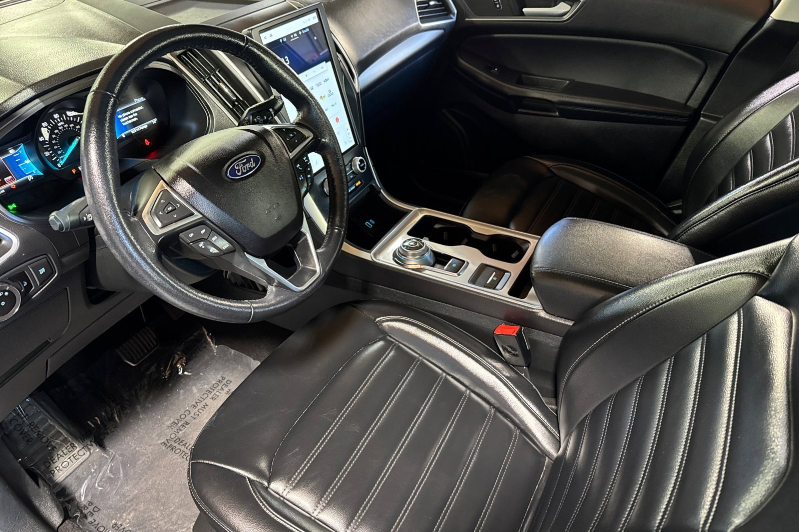 2023 Ford Edge SEL photo 3